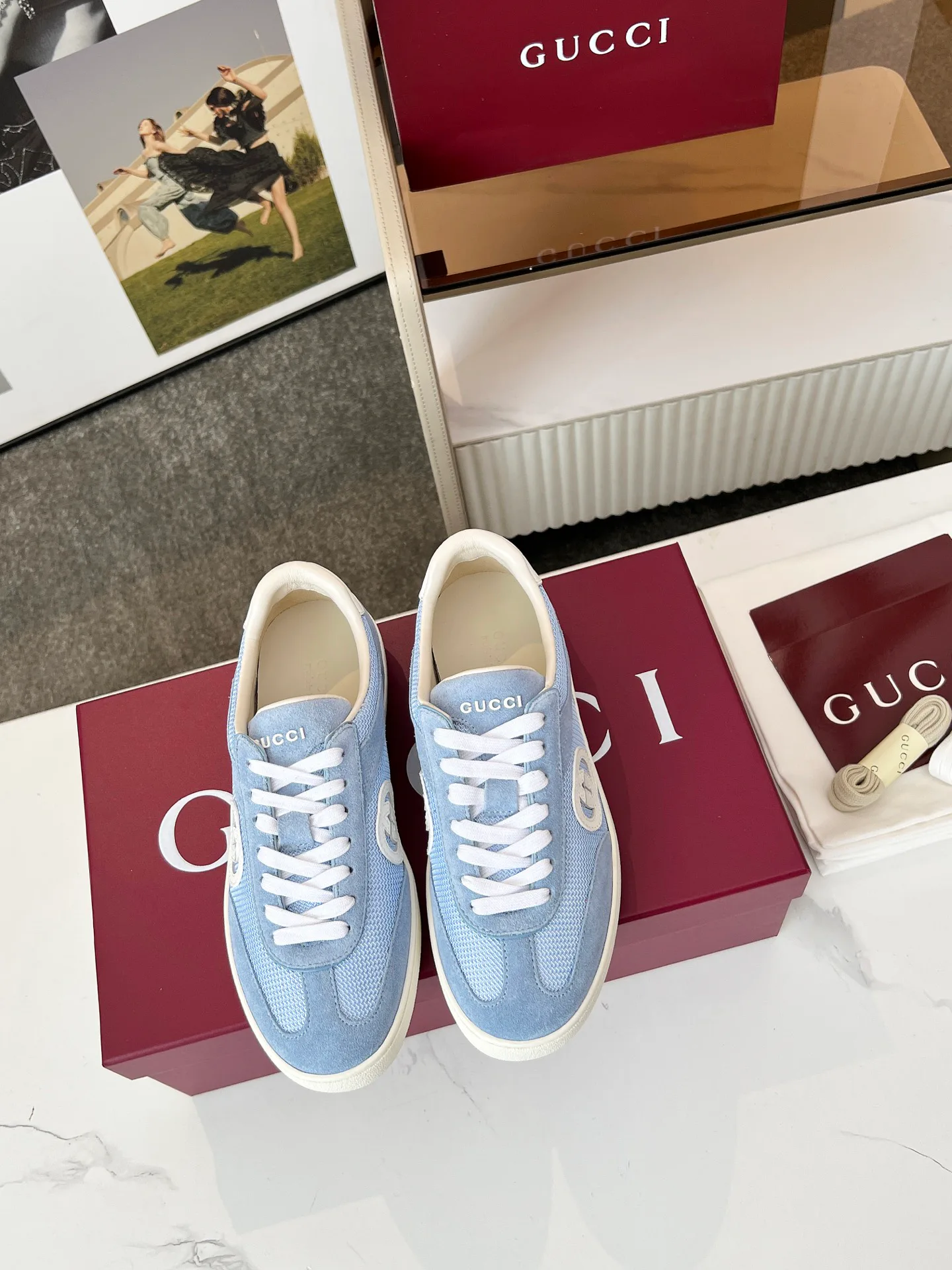 Кроссовки Женские Gucci 17620390