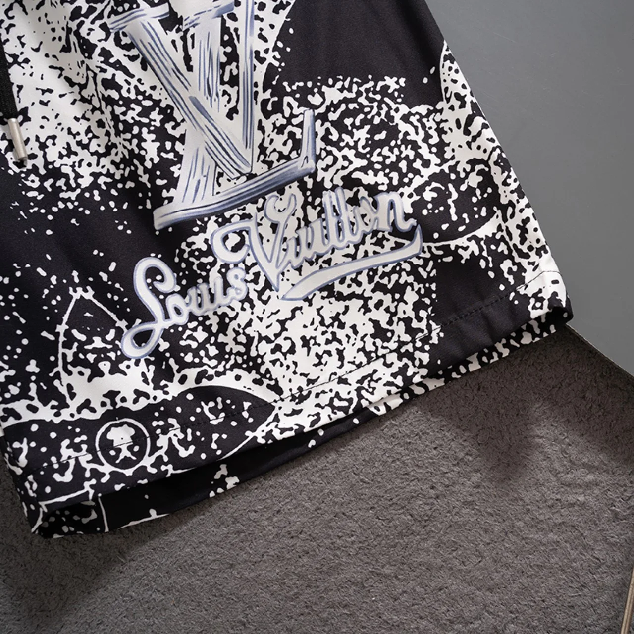 Шорты Мужские Louis Vuitton 5886543