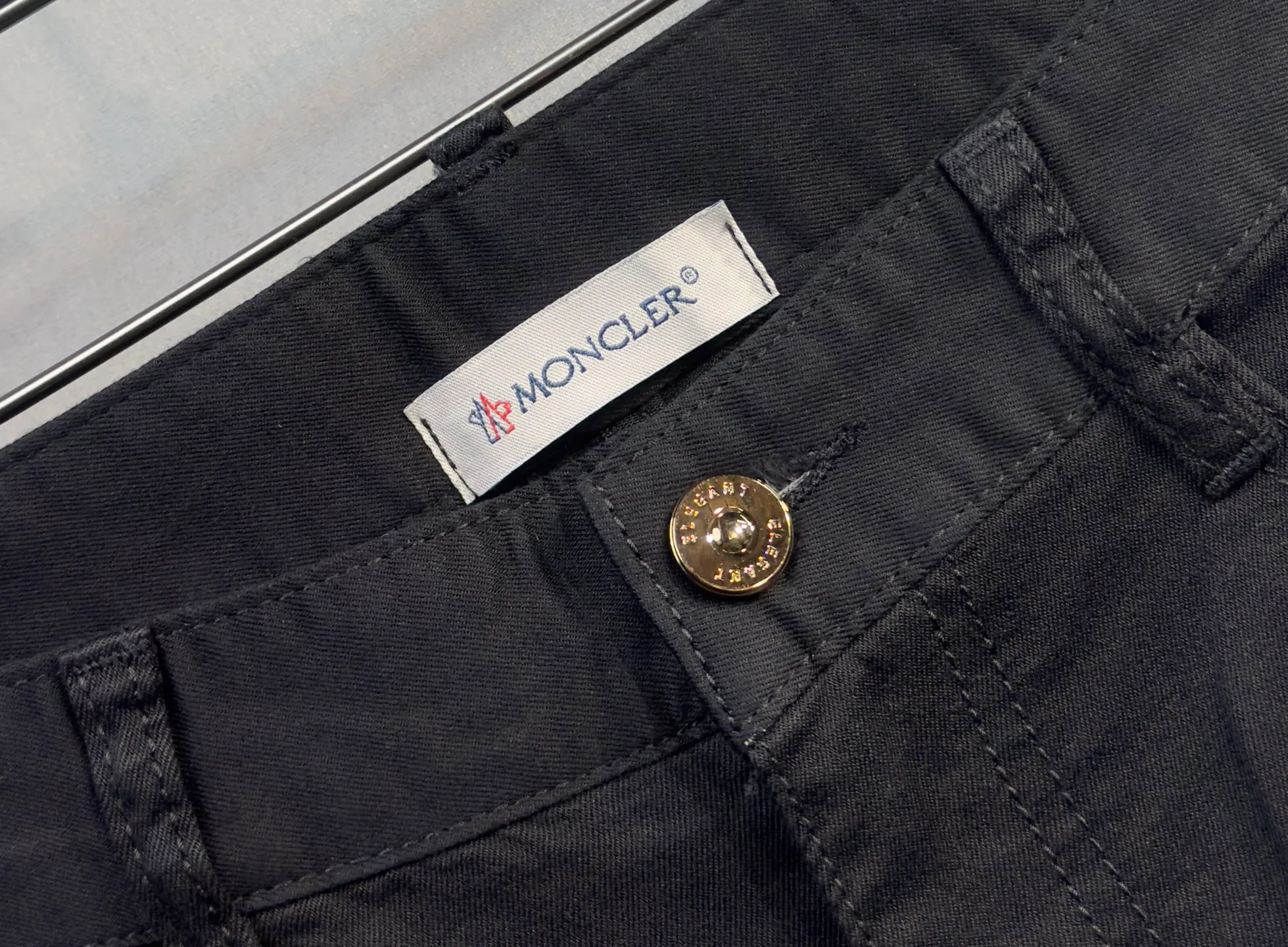 Джинсы Мужские Moncler 18098381