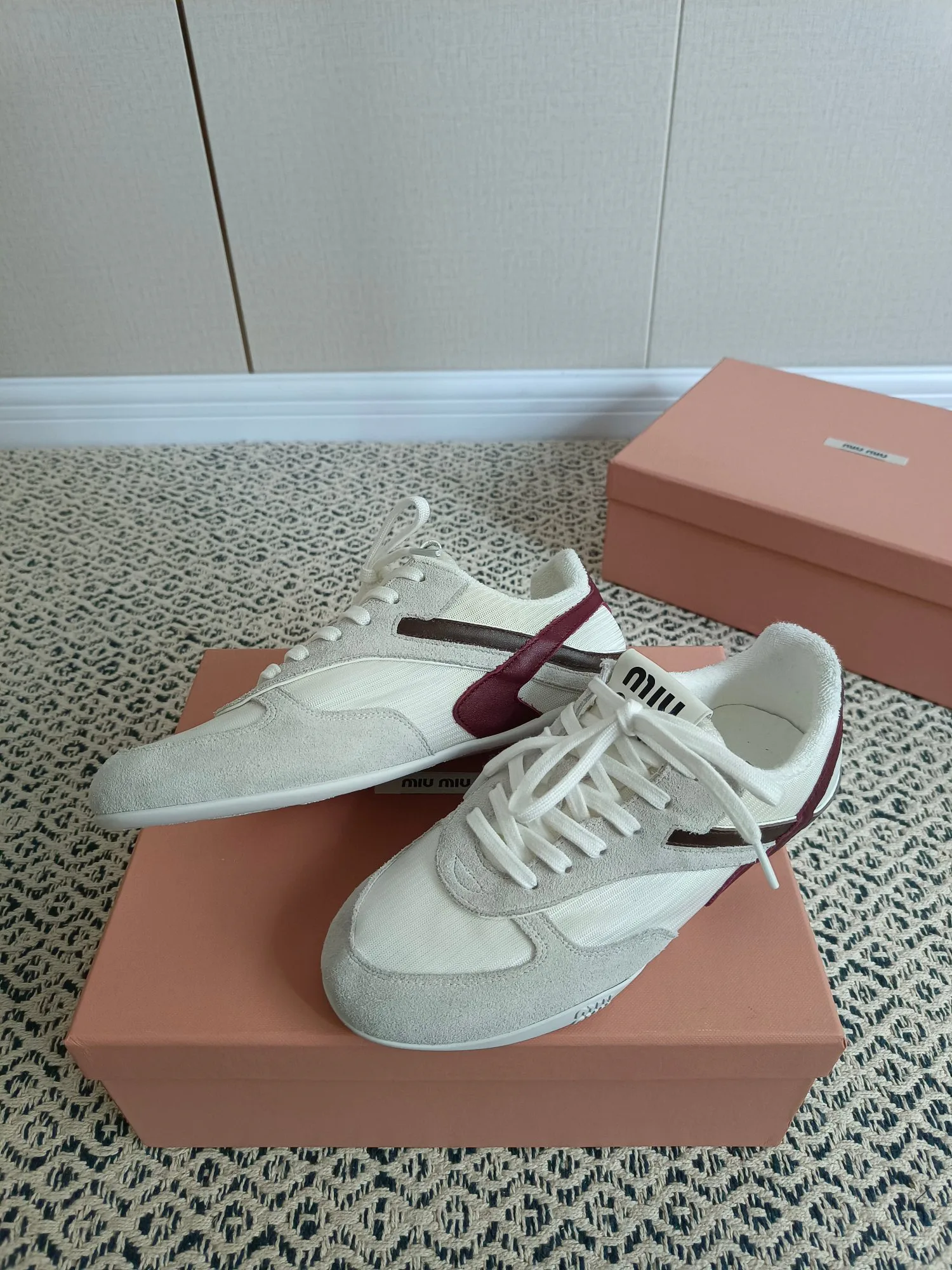Кроссовки Женские Miu Miu 18273955