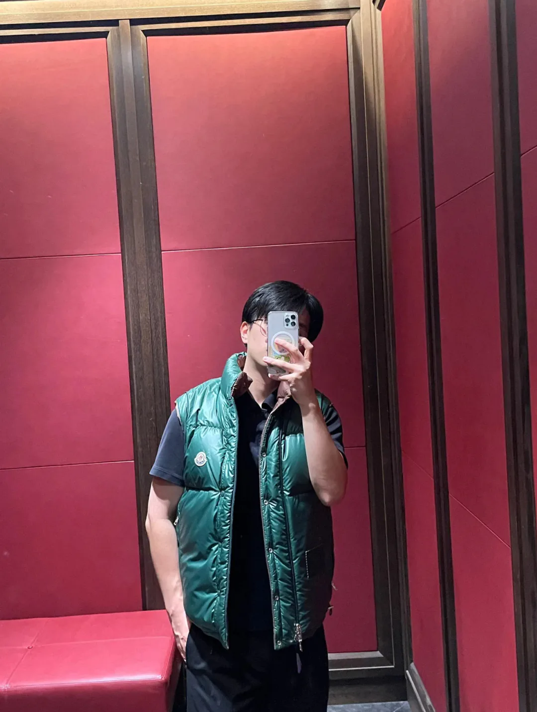 Куртки И Пуховики Мужские Moncler 250498