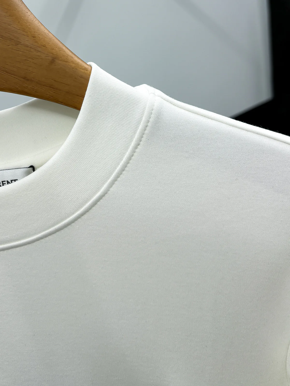 Лонгсливы Мужские Saint Laurent 235304