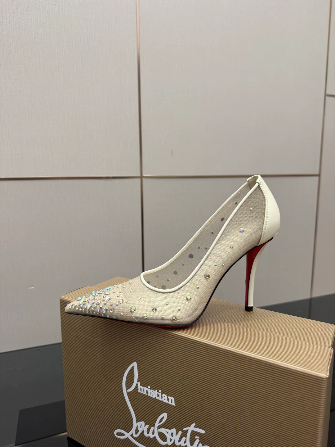 Туфли Женские Christian Louboutin 1874632