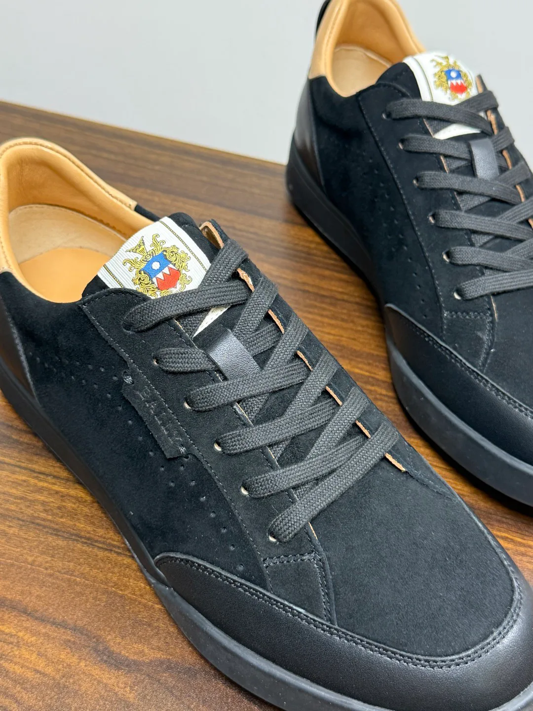 Кроссовки Мужские Bally 19716416