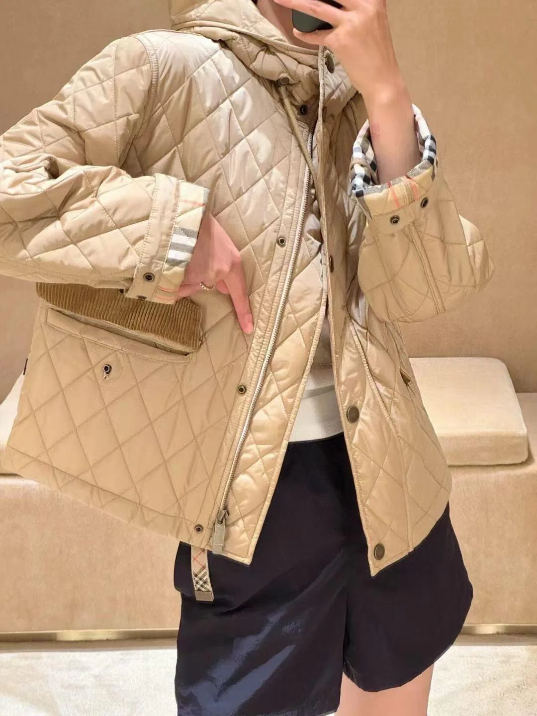 Куртки И Пуховики Женские Burberry 1180527