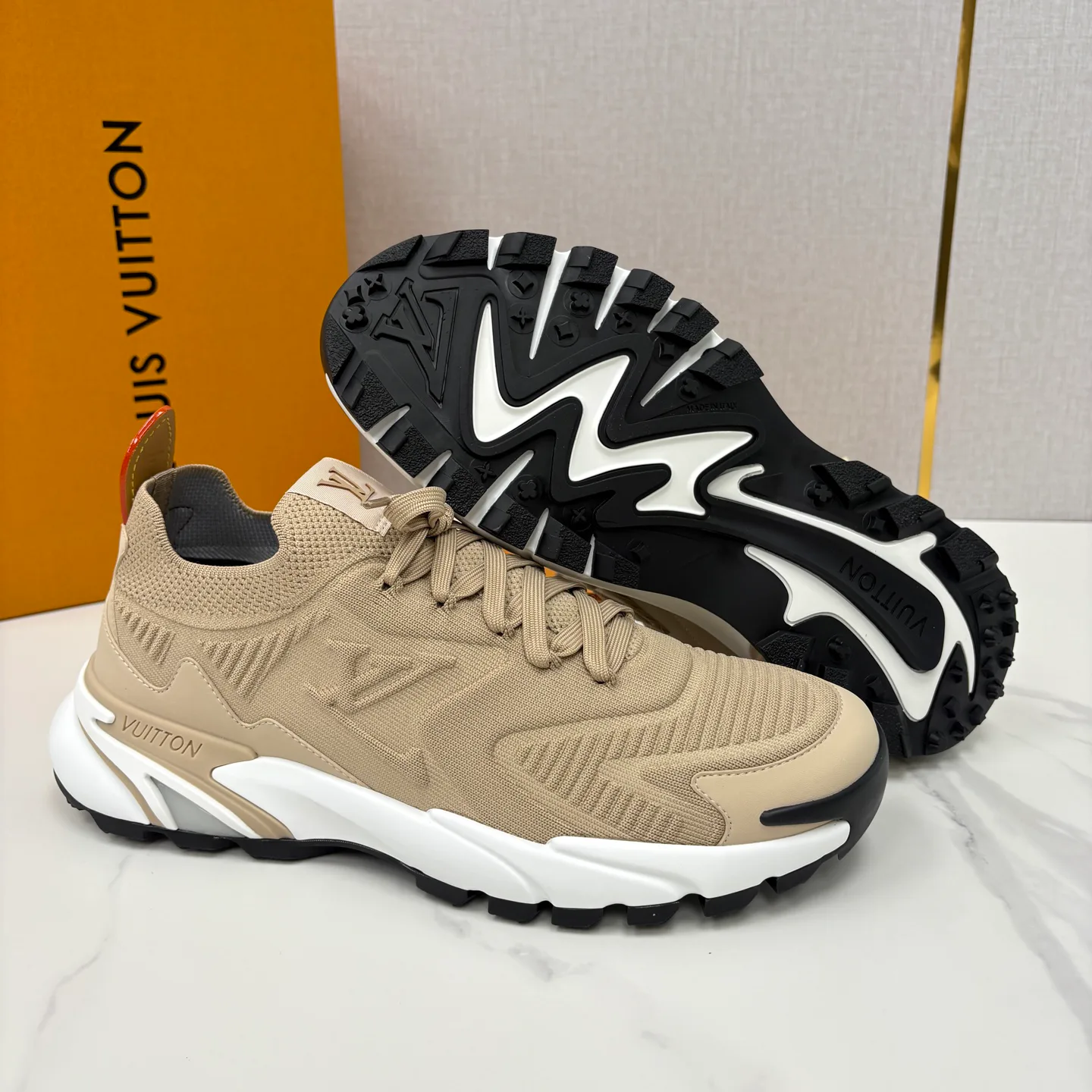 Кроссовки Мужские Louis Vuitton 13140745