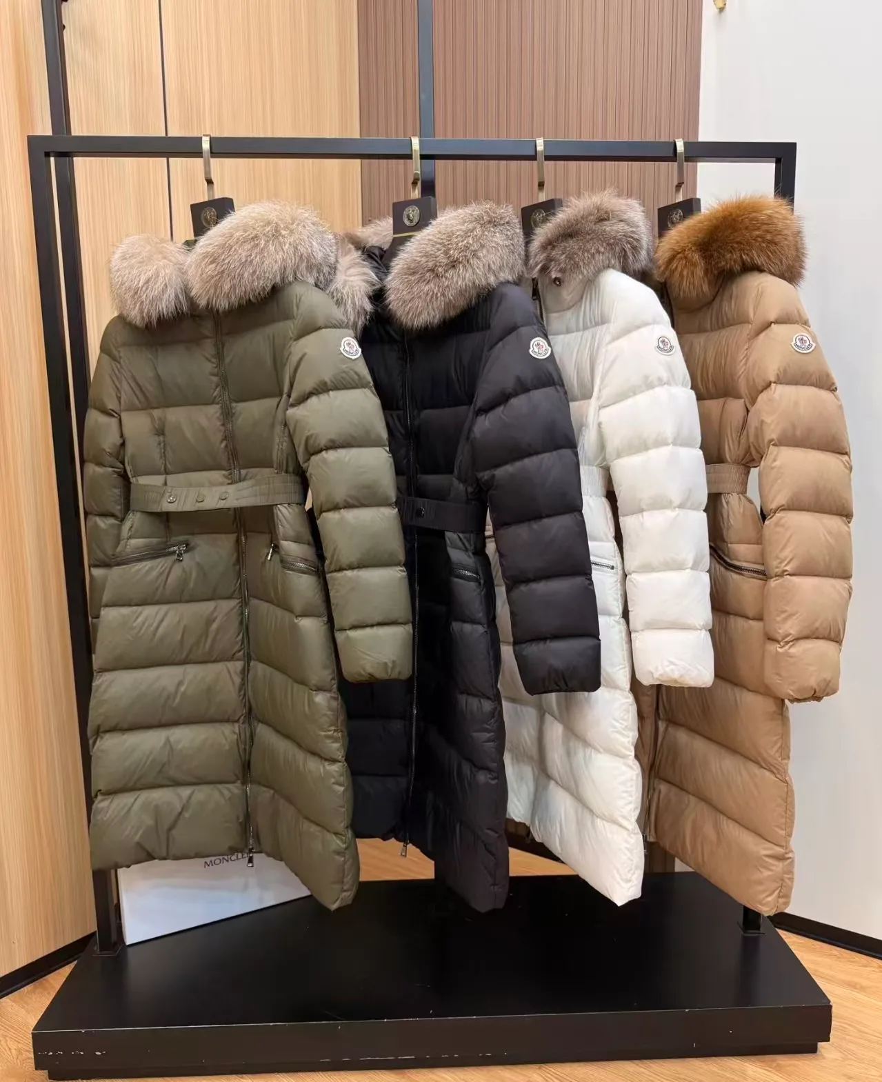 Куртки И Пуховики Женские Moncler 17964503