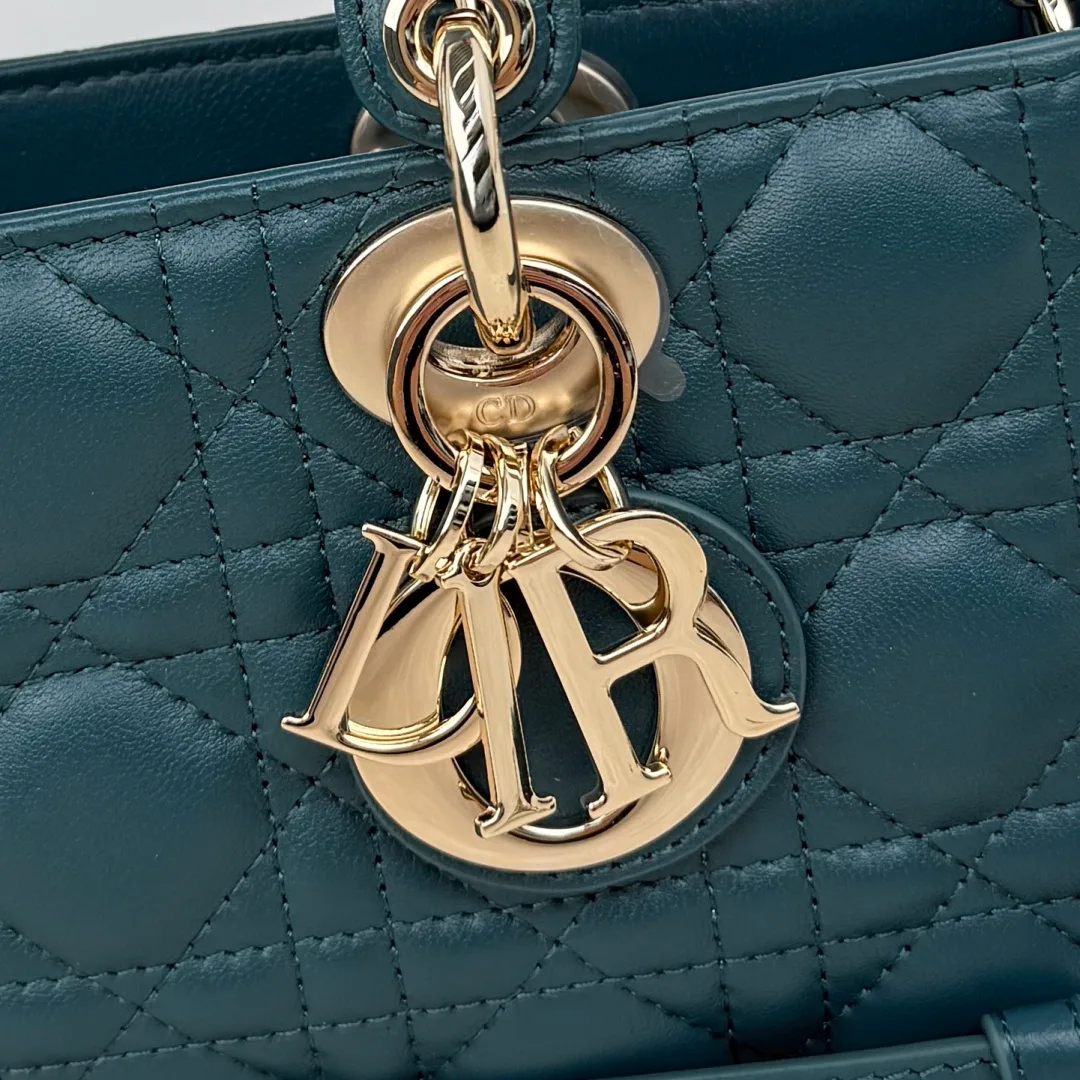 Классические Сумки Женские Christian Dior 18242048