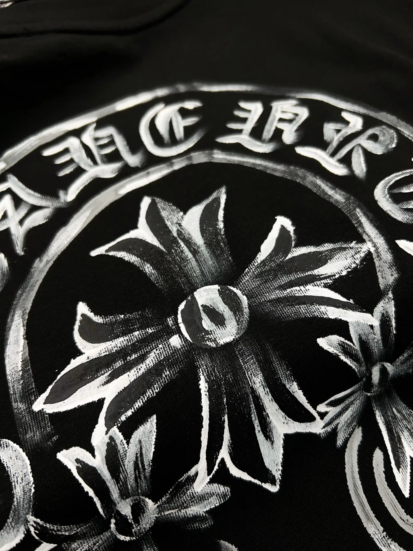 Футболки Женские Chrome Hearts 12729651