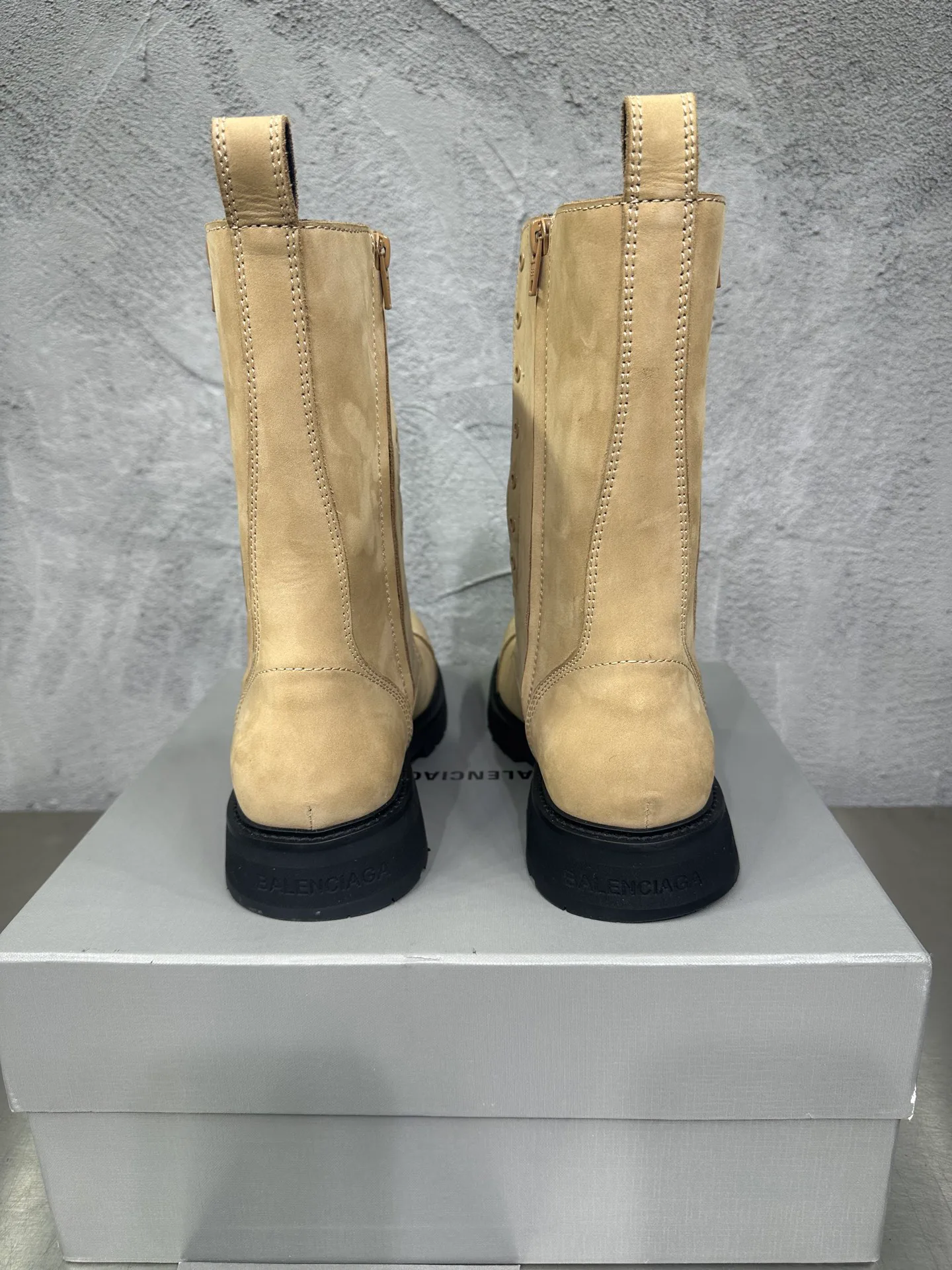 Ботинки Мужские Balenciaga 19688161