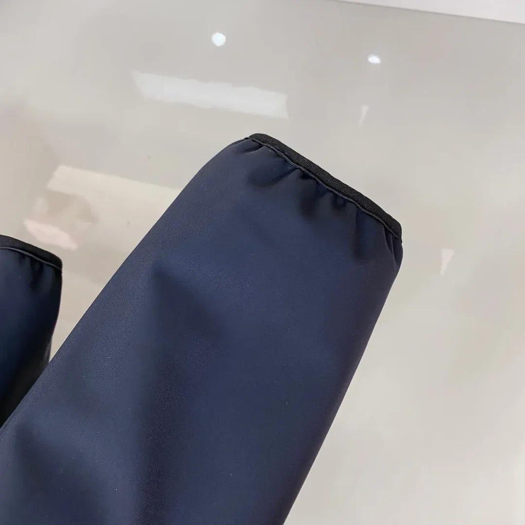 Куртки И Пуховики Мужские Moncler 1129768