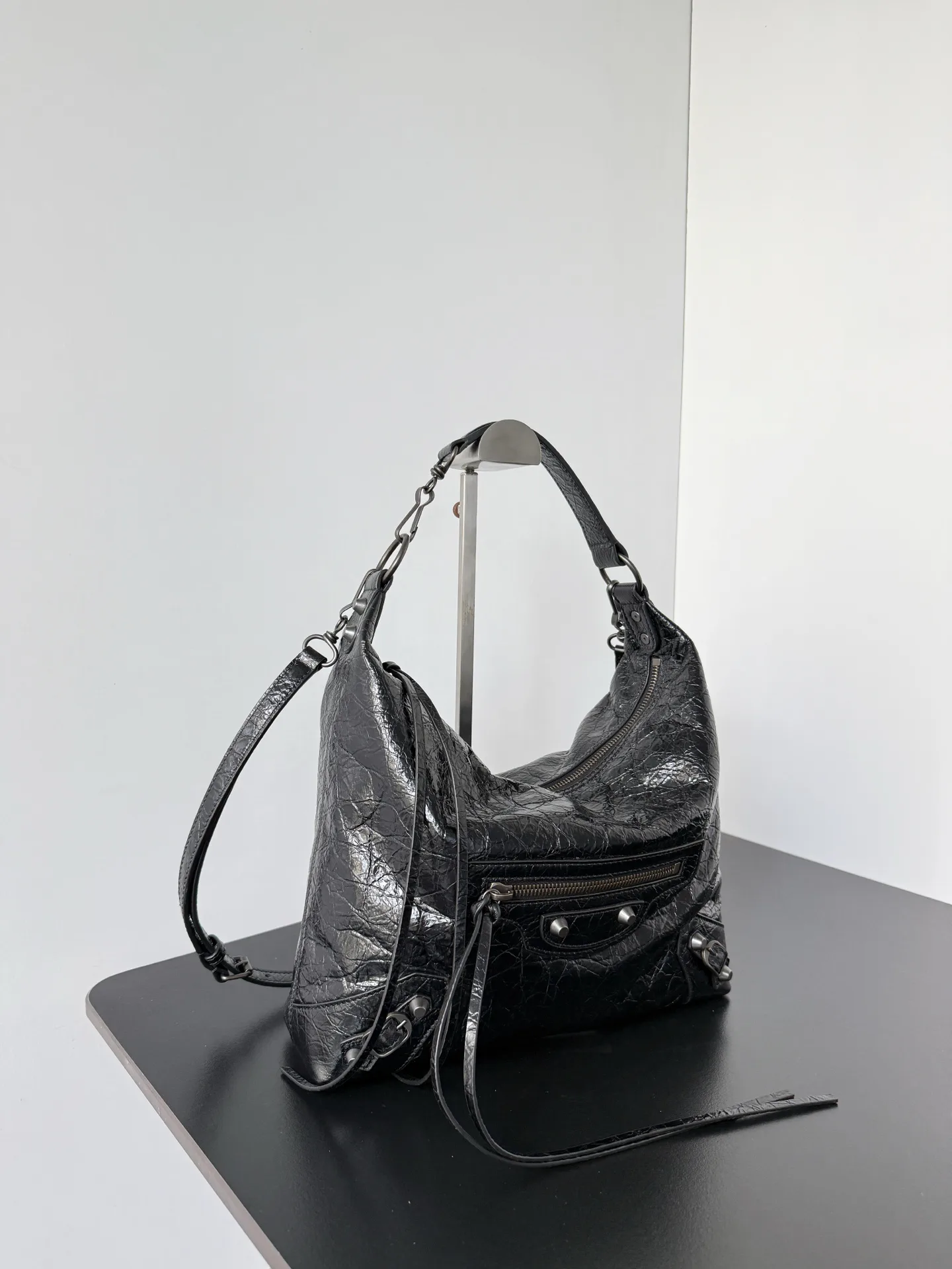 Сумки На Ремне Женские Balenciaga 11386859
