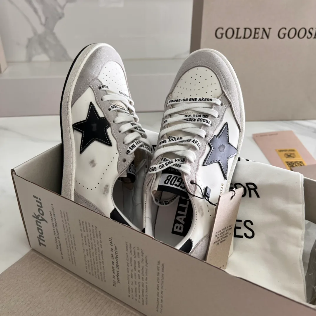 Кроссовки Женские Golden Goose 16995677