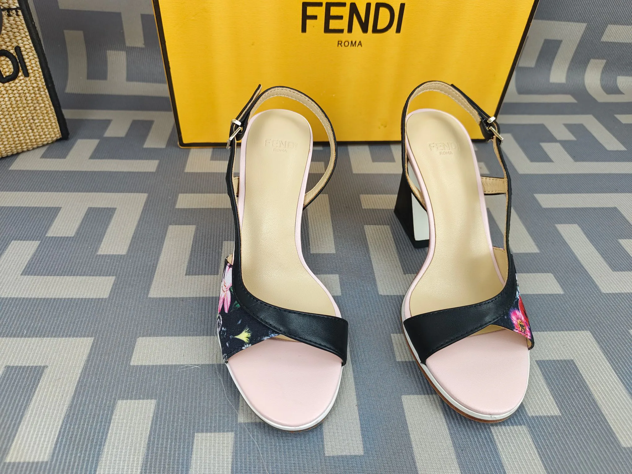 Туфли Женские Fendi 11776682