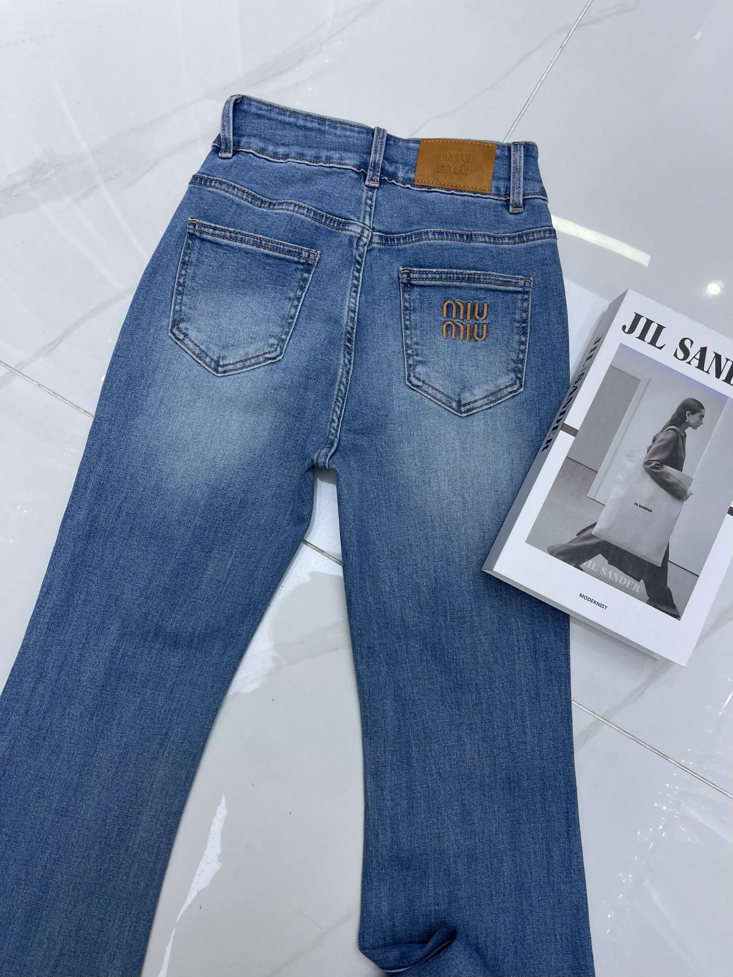 Джинсы Женские Miu Miu 12791866