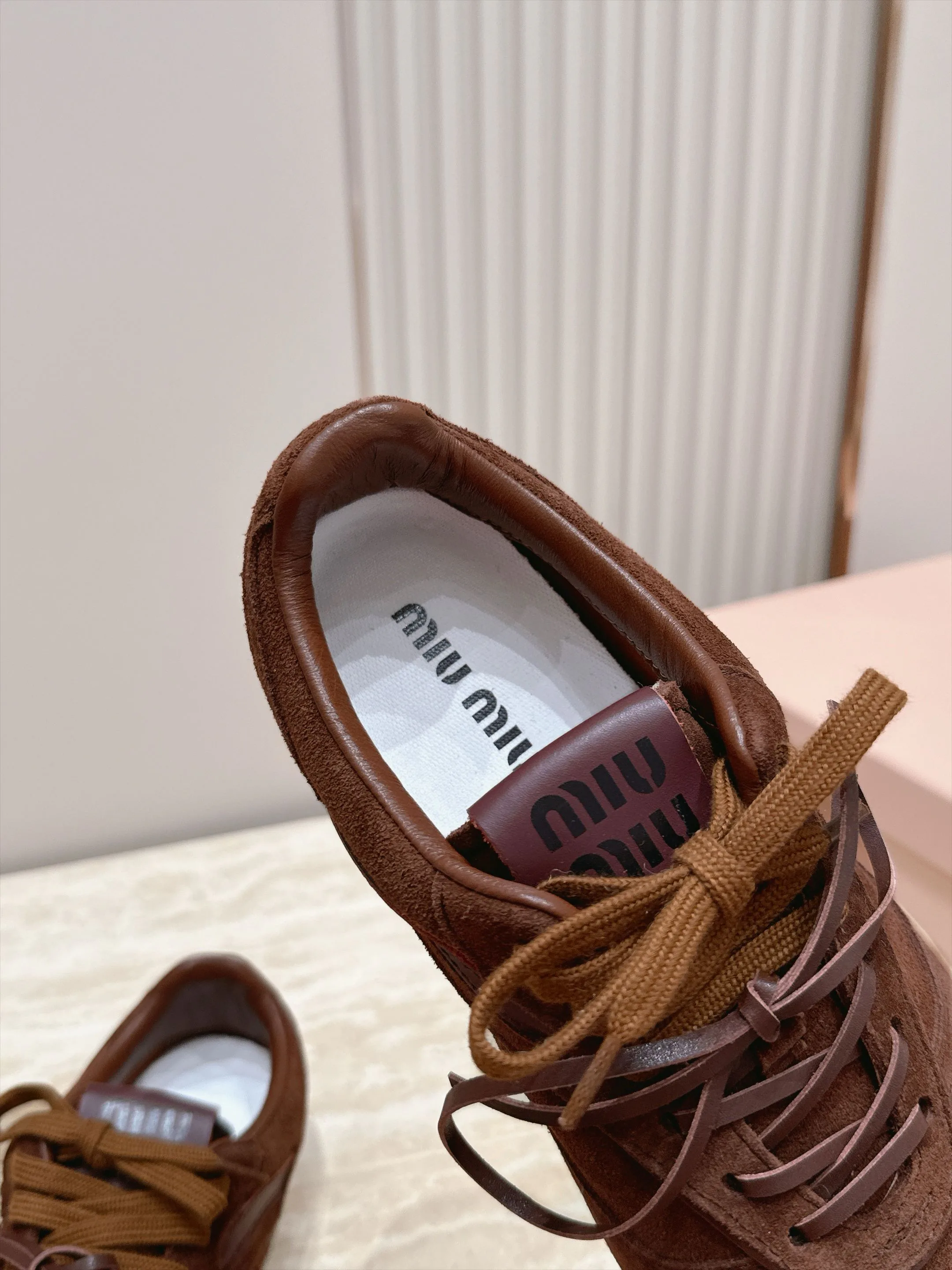 Кроссовки Женские Miu Miu 17963737