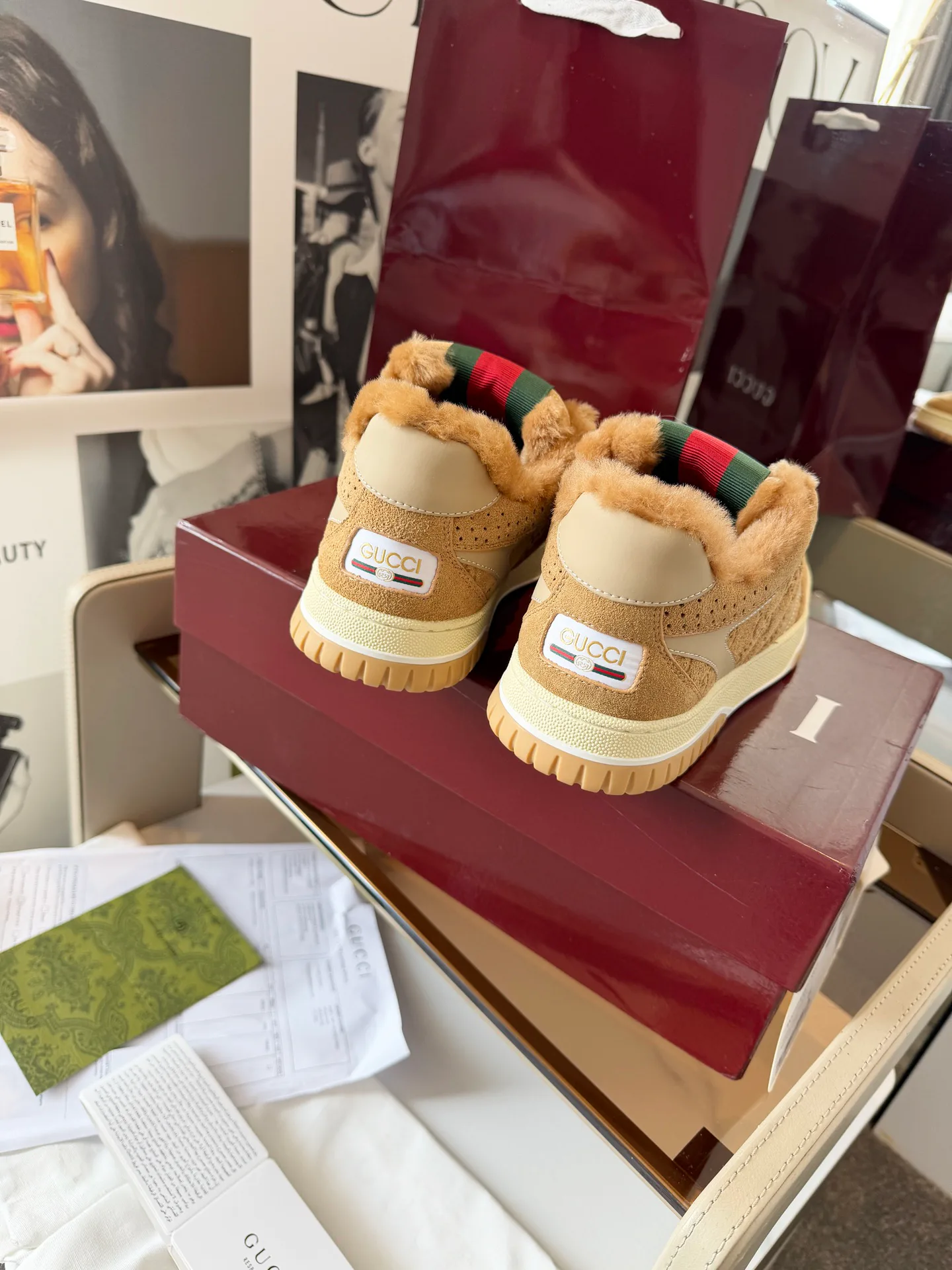 Кроссовки Женские Gucci 982797