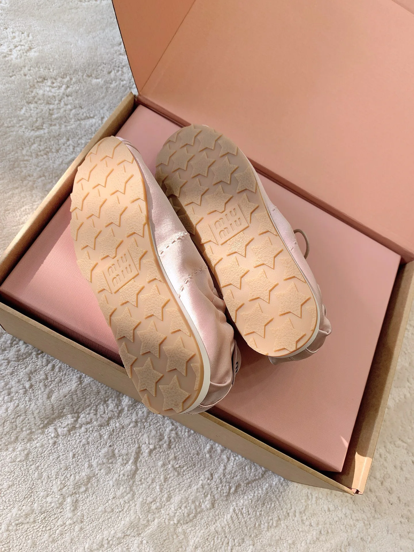Кроссовки Женские Miu Miu 1168846