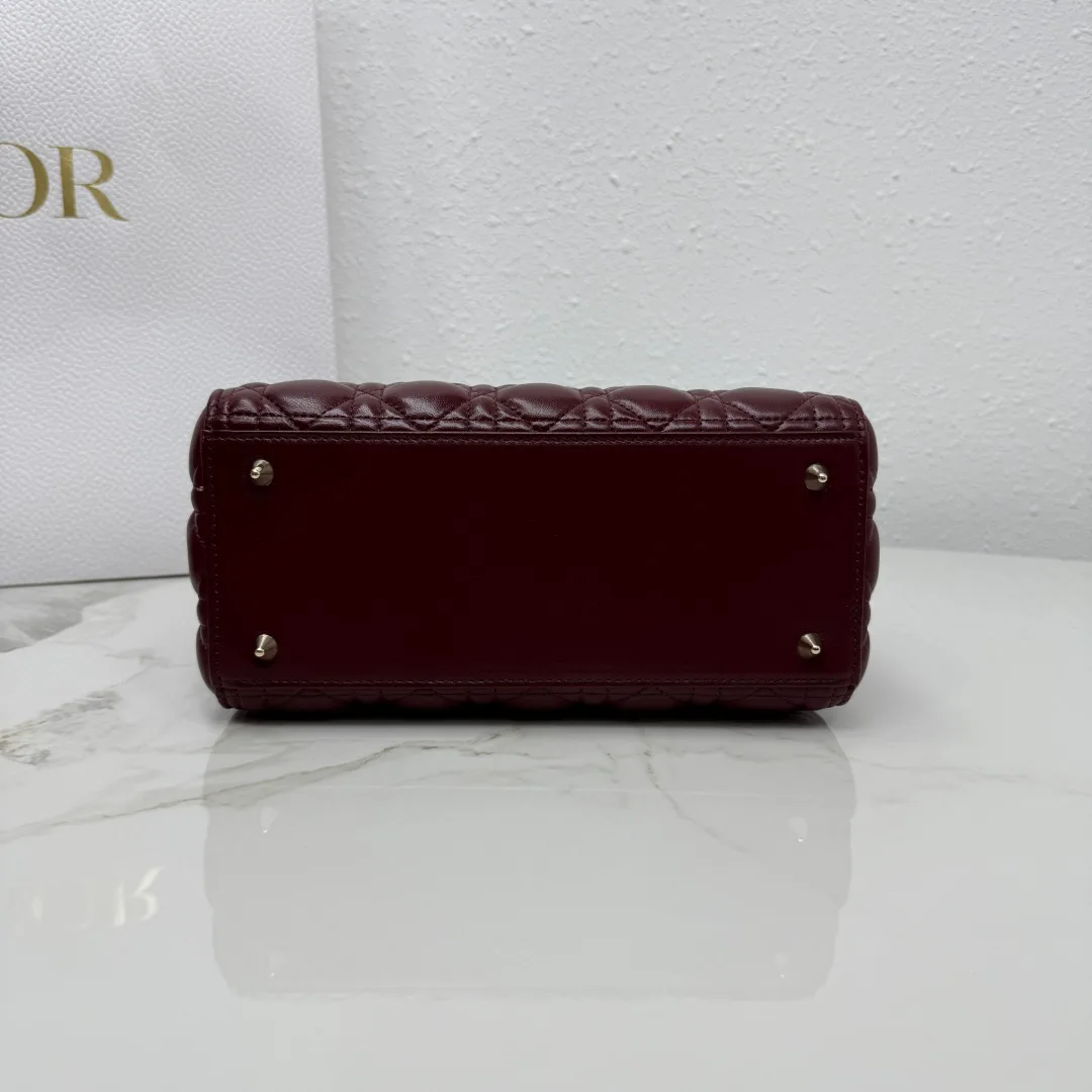Классические Сумки Женские Christian Dior 18116423