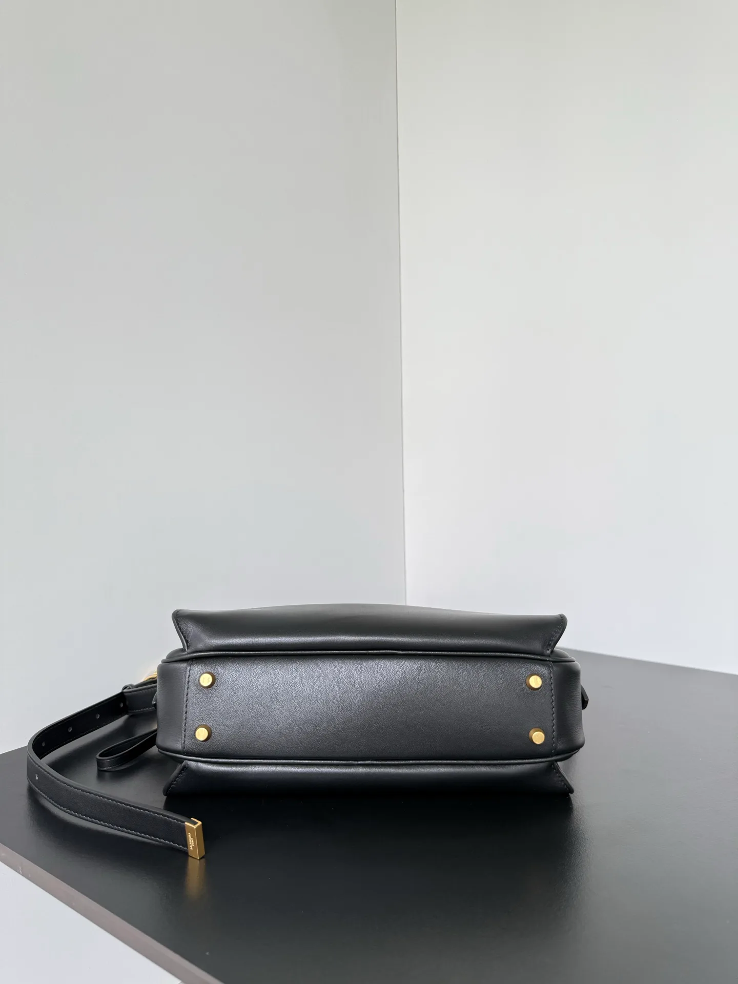 Классические Сумки Женские Balenciaga 12600592