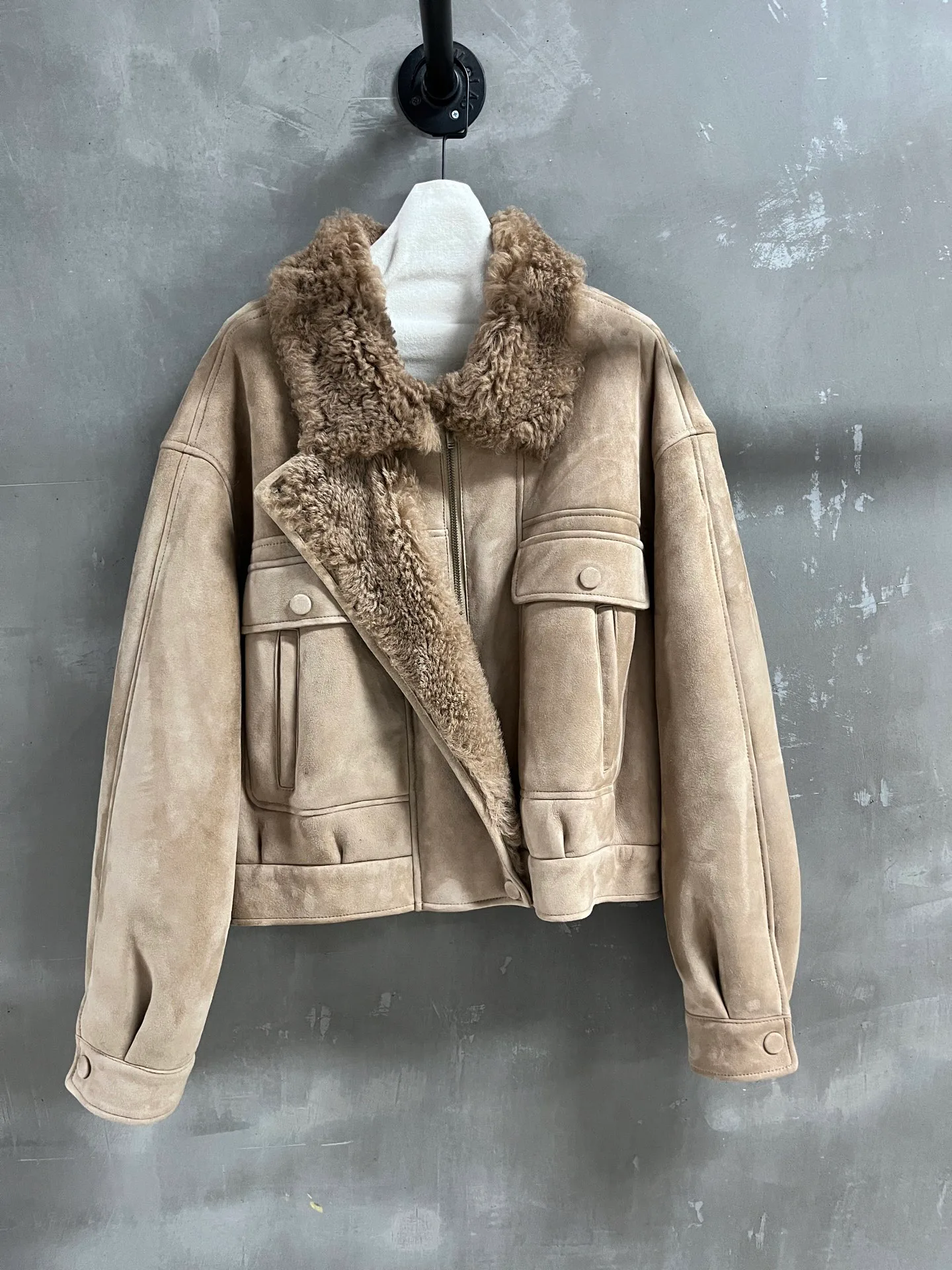 Кожаные Куртки И Дублёнки Женские Saint Laurent 18226800
