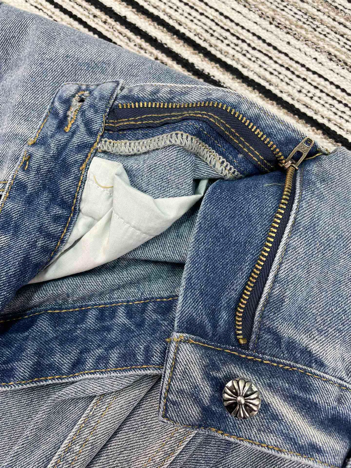 Джинсы Женские Chrome Hearts 11181574