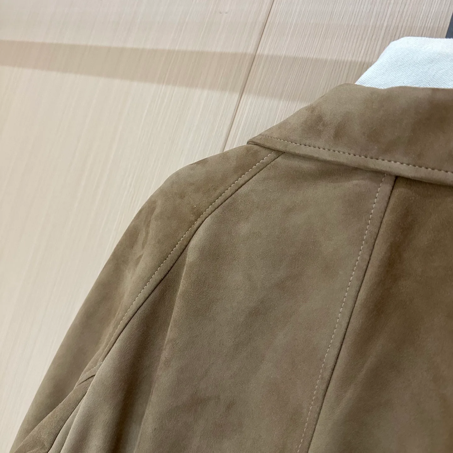 Кожаные Куртки И Дублёнки Женские Loewe 10783217