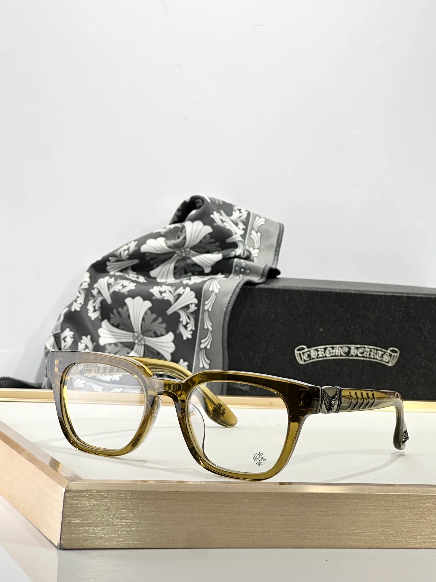 Очки Chrome Hearts 128355