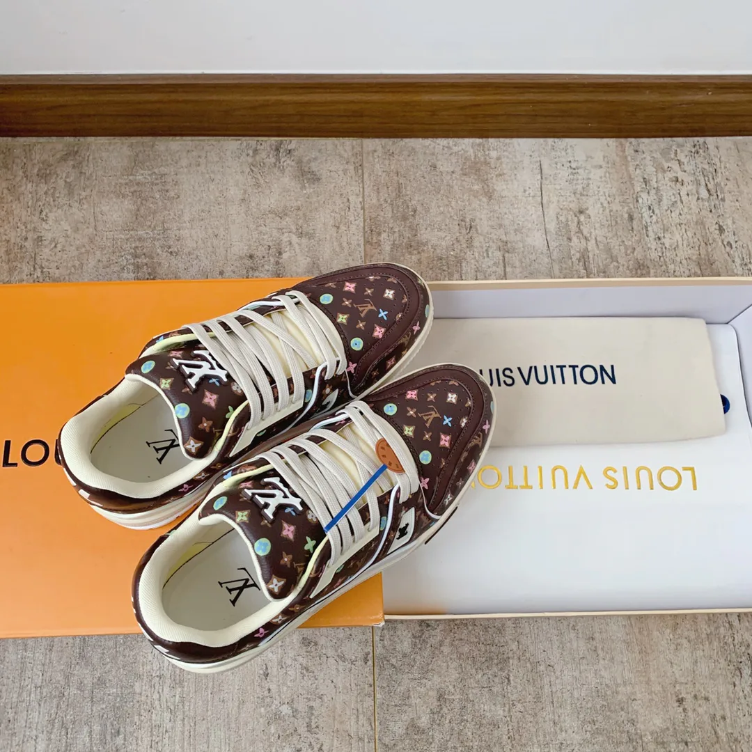Кроссовки Женские Louis Vuitton 10234434