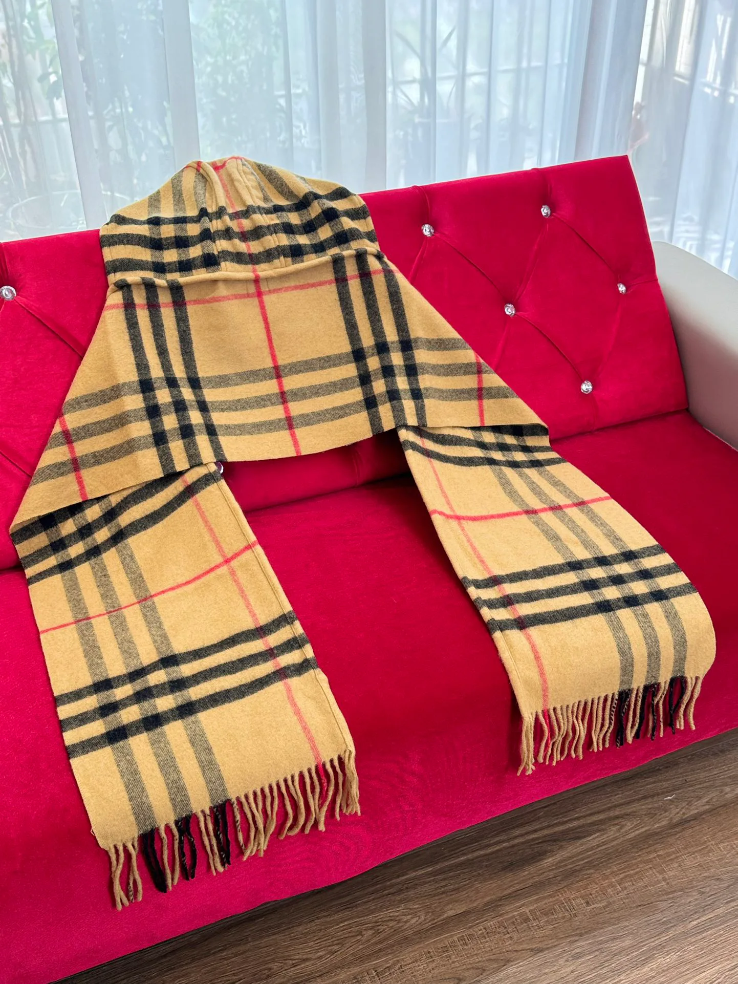 Шарфы Burberry 18287614