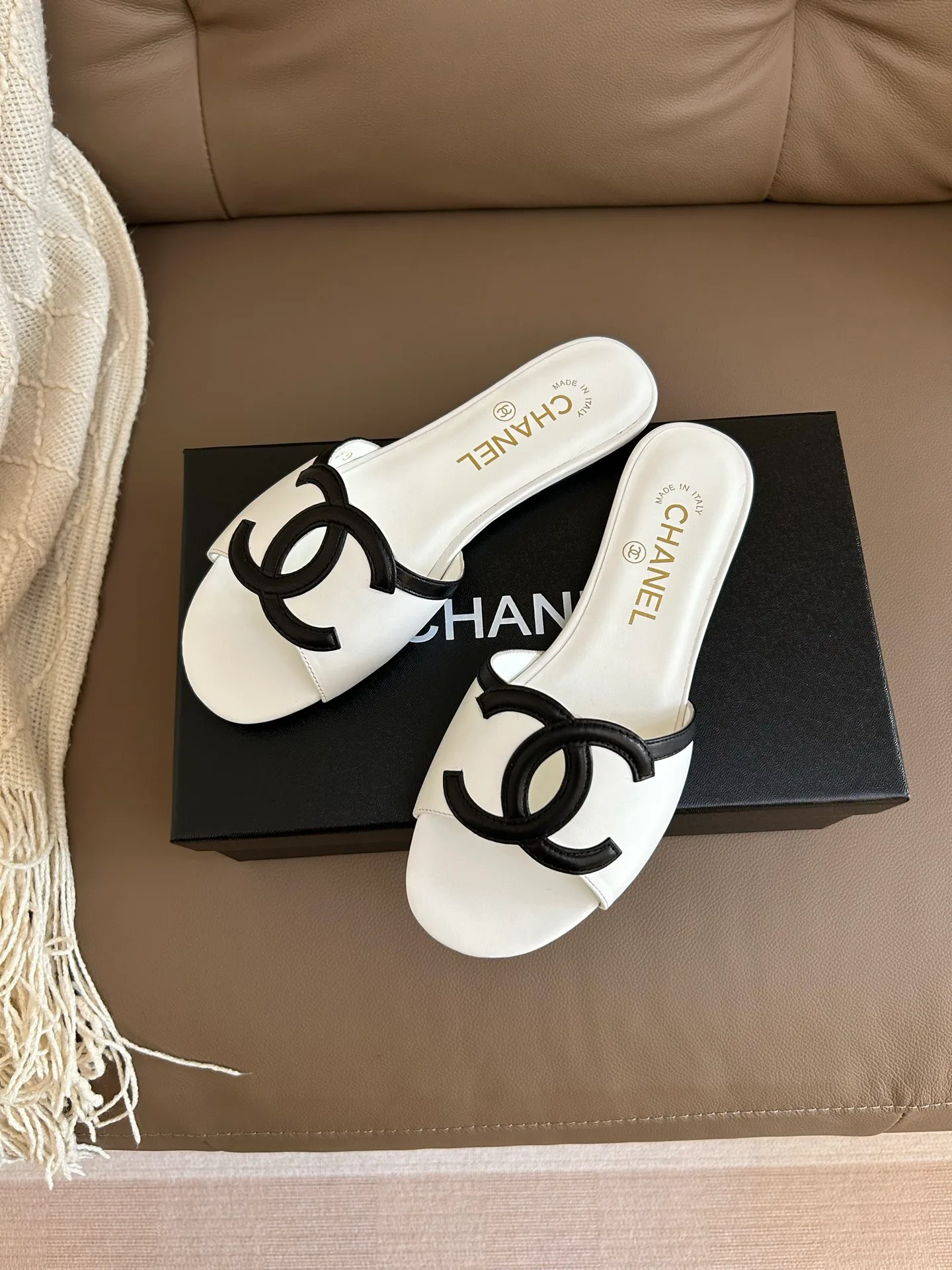 Туфли Женские Chanel 13108948