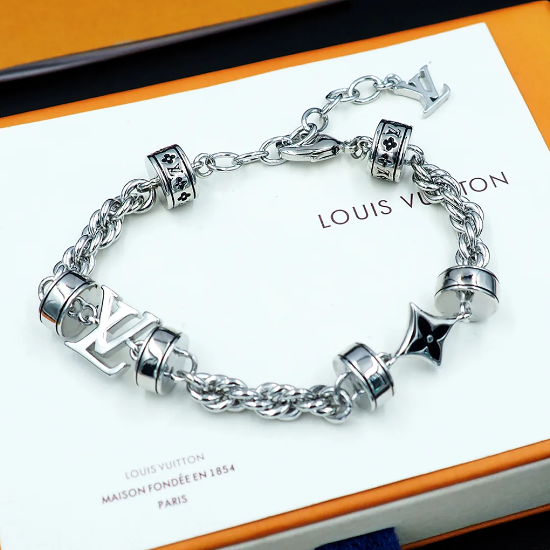 Бижутерия Louis Vuitton 82158