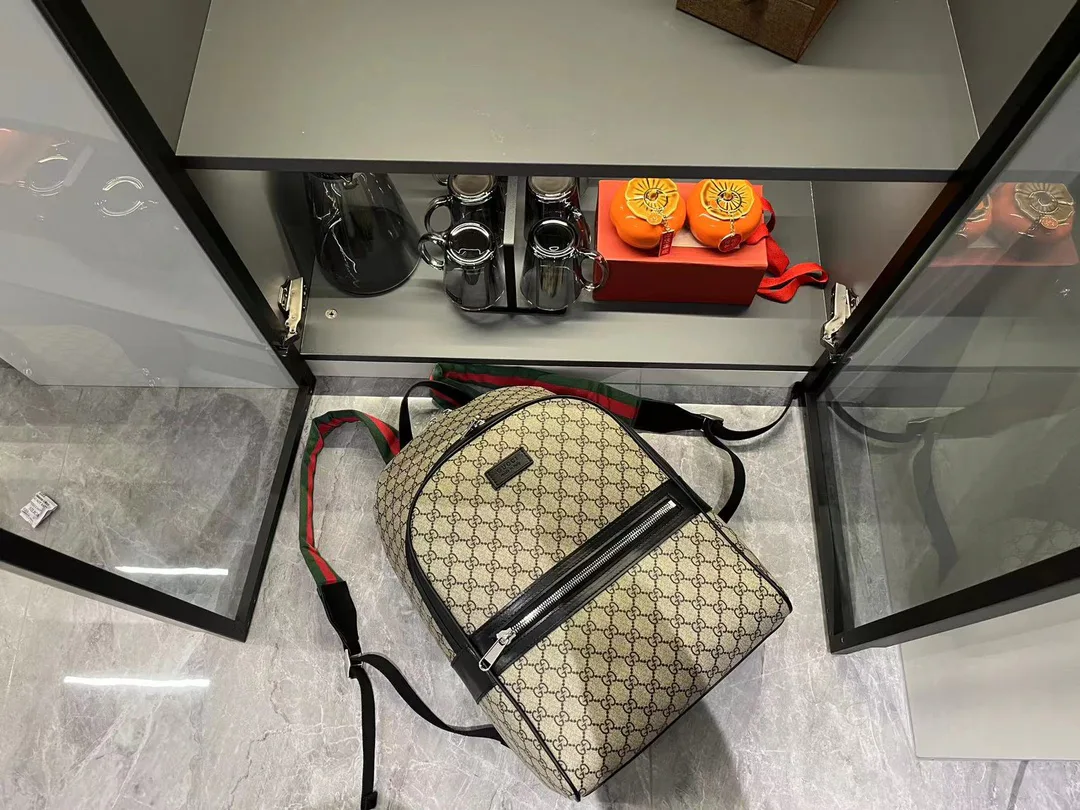 Рюкзаки Женские Gucci 501037