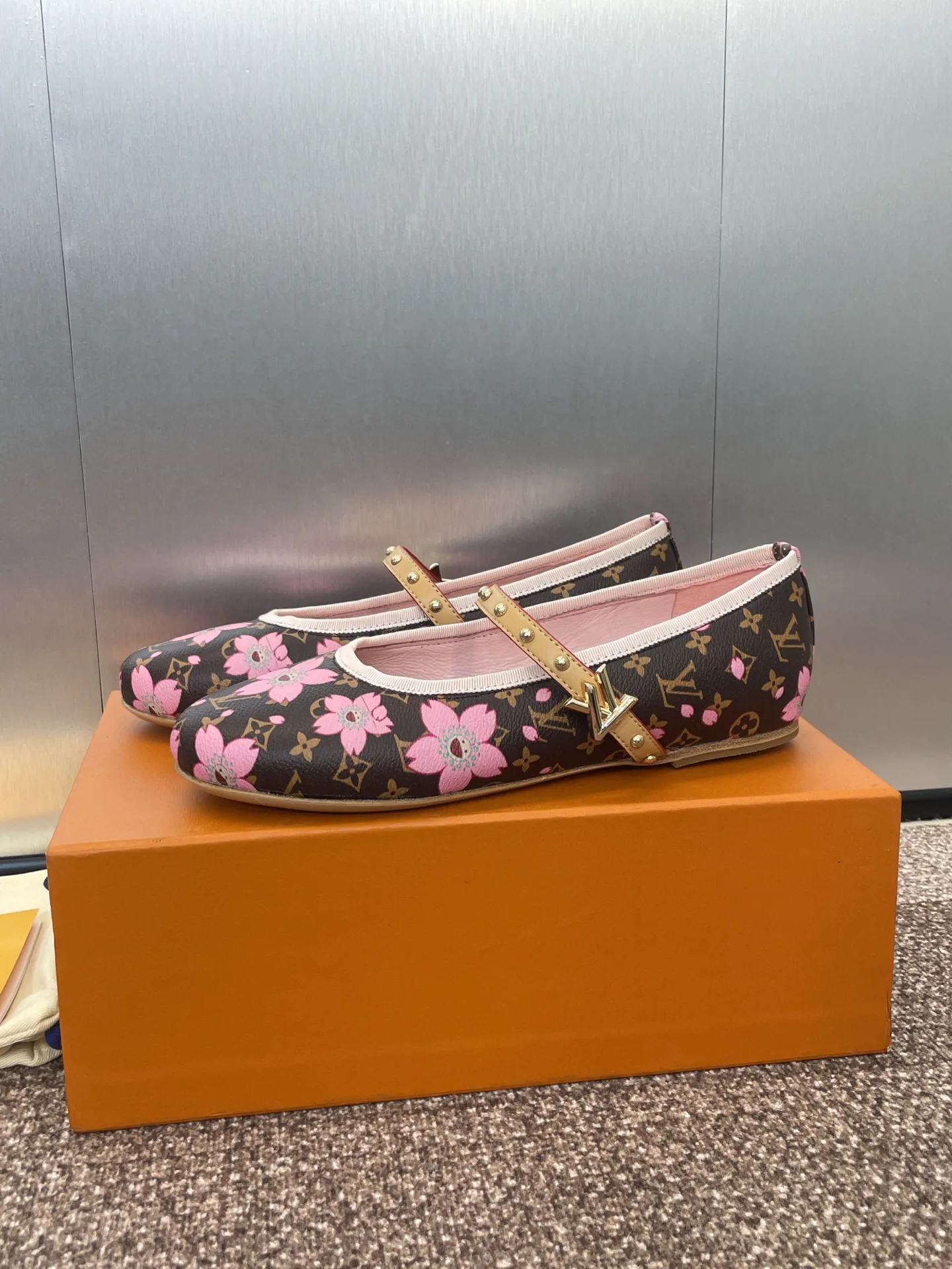 Туфли Женские Louis Vuitton 13346493