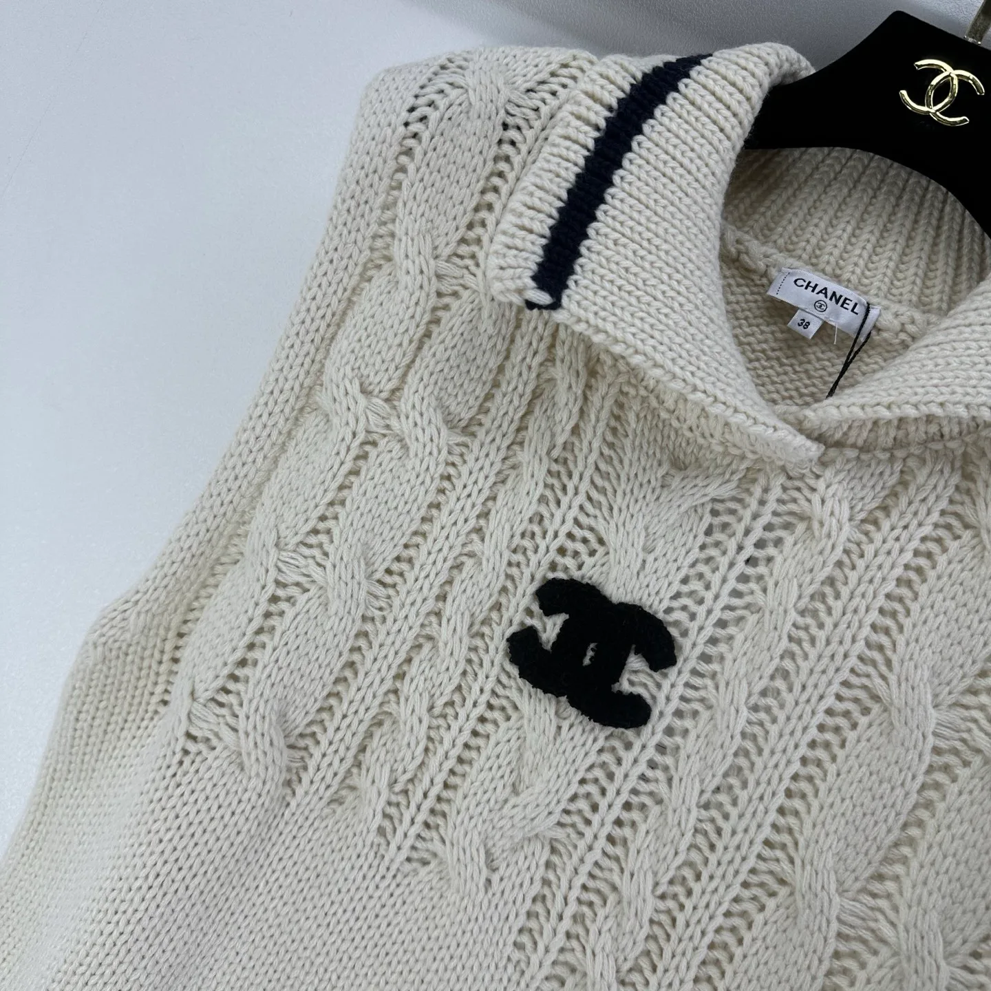 Жилеты Женские Chanel 1392389