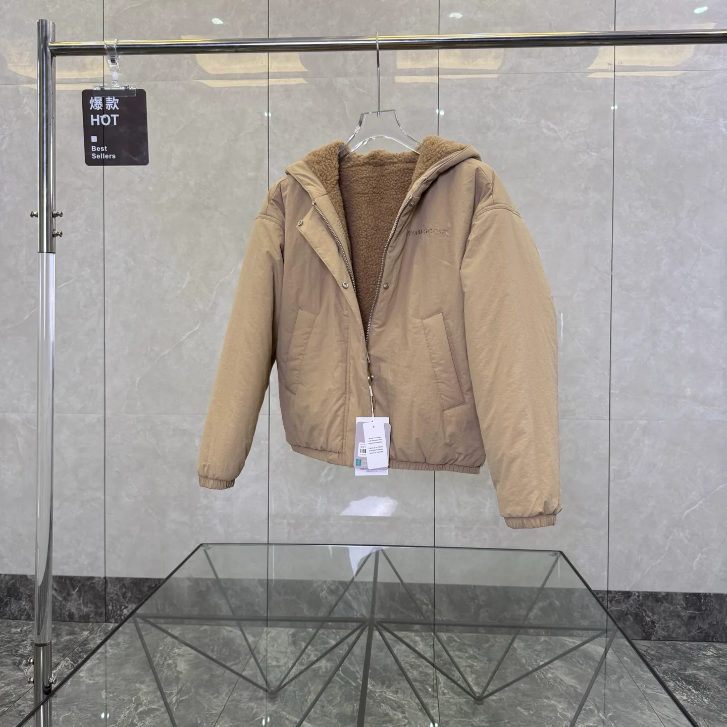 Куртки И Пуховики Женские Canada Goose 18606782