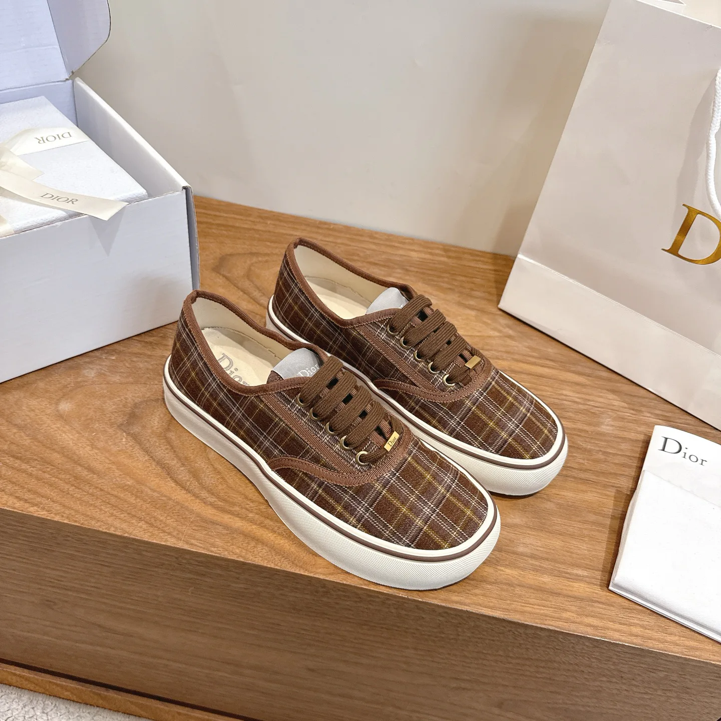 Кроссовки Женские Christian Dior 18083843