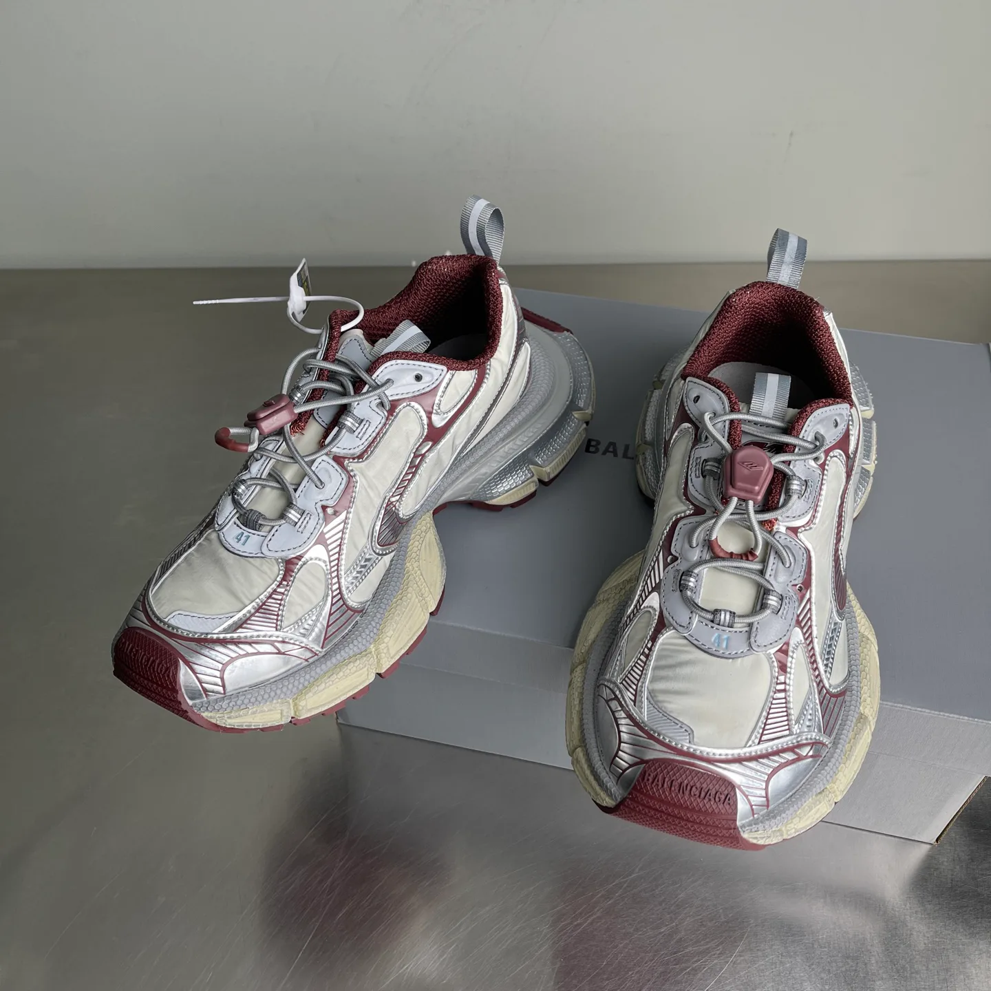 Кроссовки Женские Balenciaga 425300