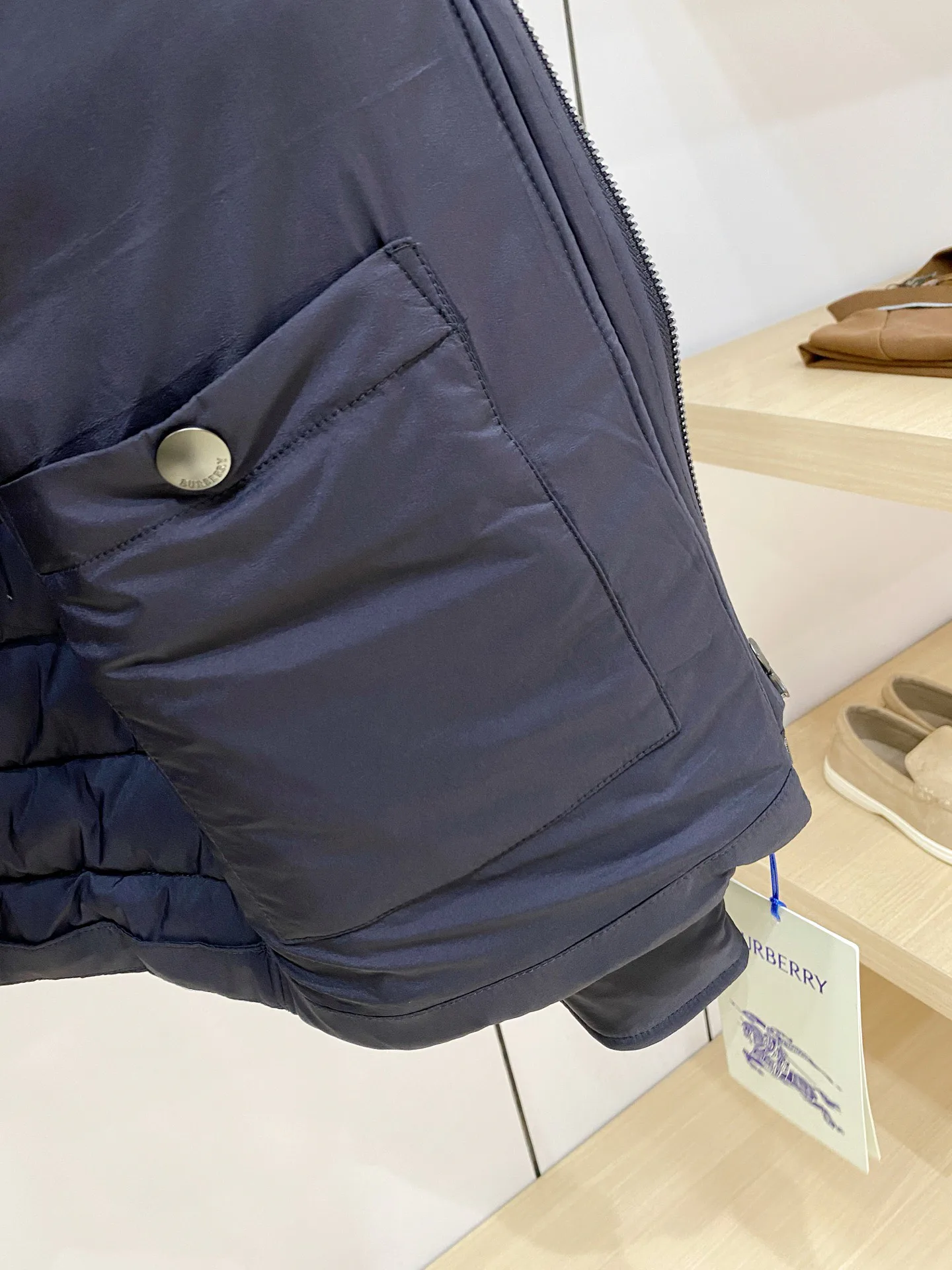 Куртки И Пуховики Женские Burberry 18284798