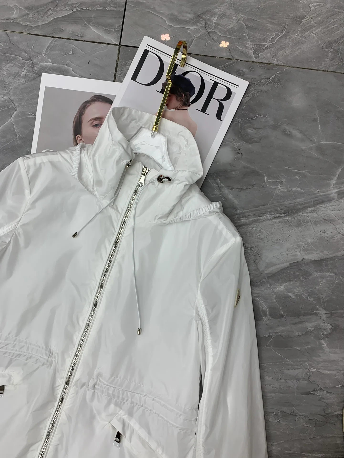 Куртки И Пуховики Женские Moncler 11537551