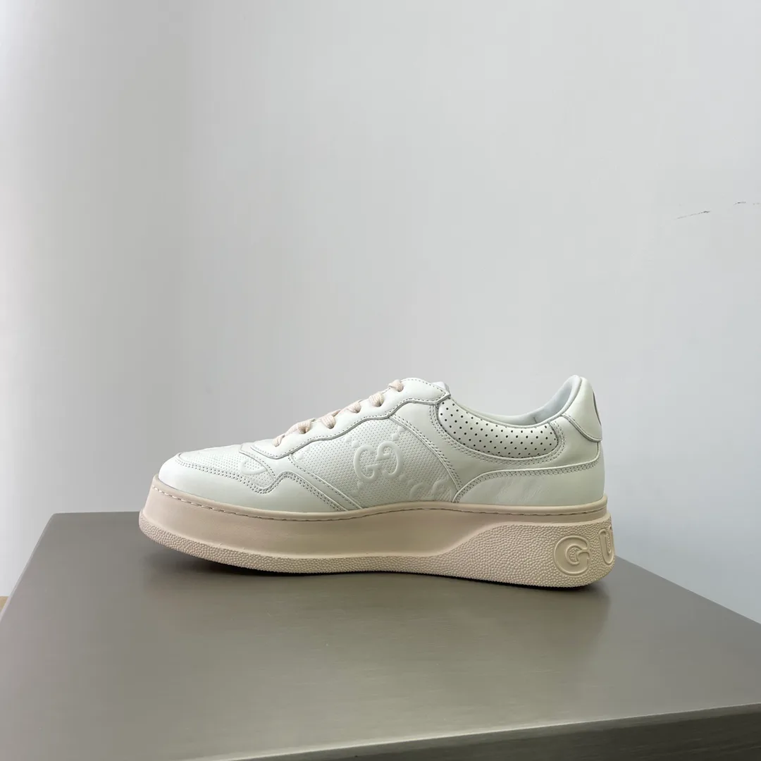 Кроссовки Женские Gucci 1880439