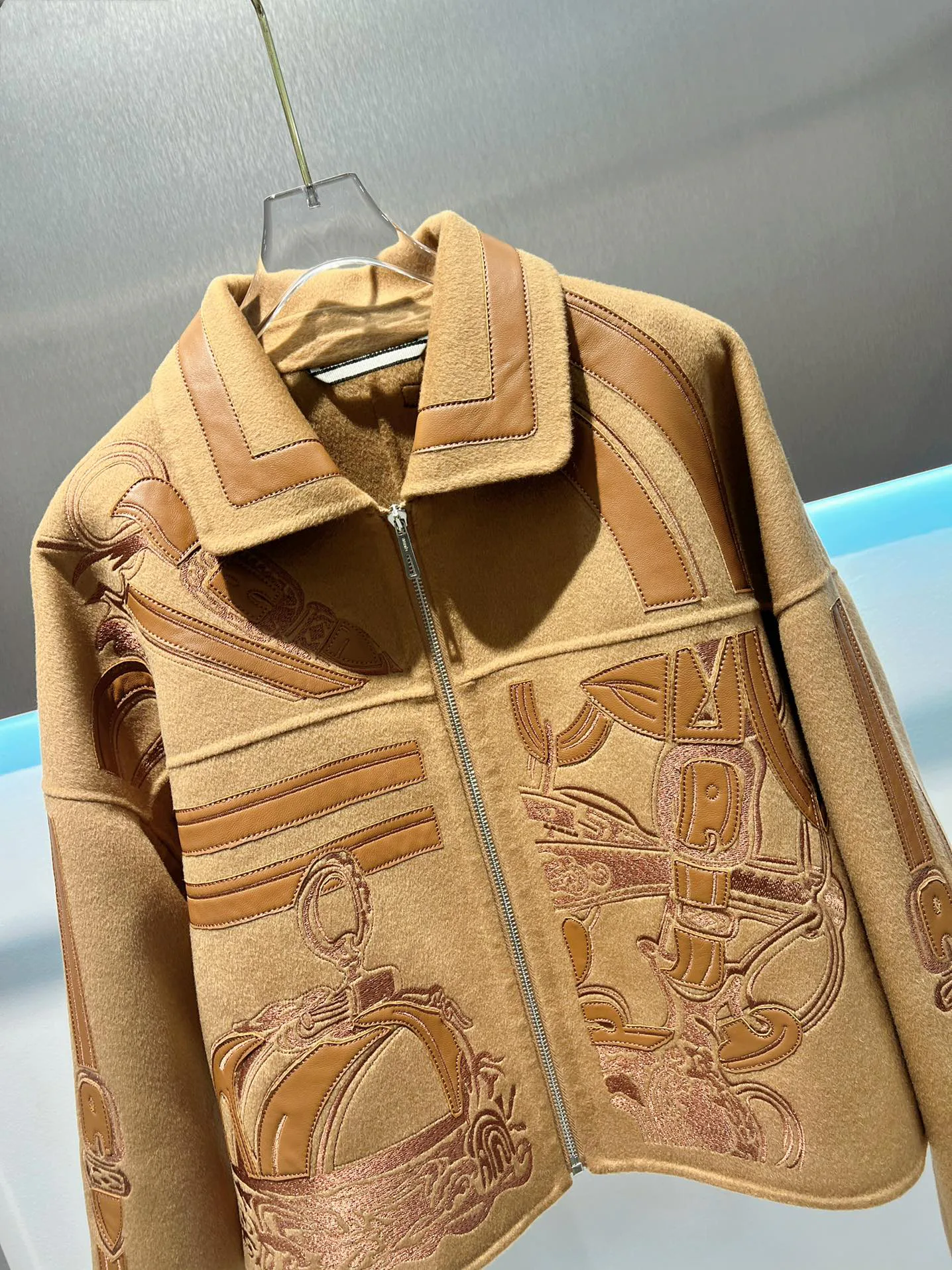 Куртки И Пуховики Женские Hermes 1757150