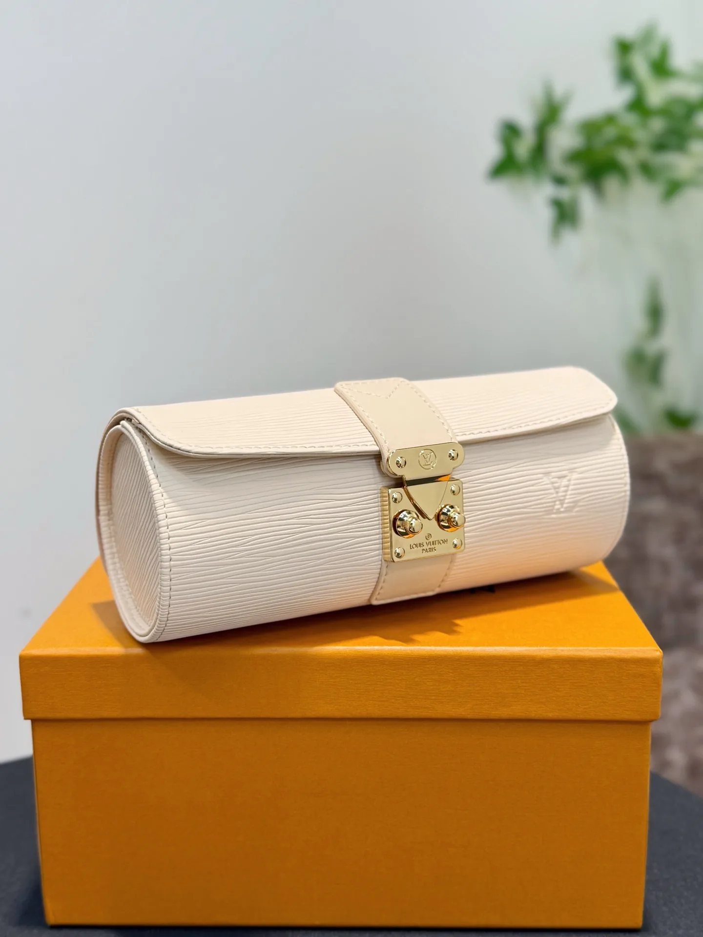 Текстиль Louis Vuitton 1383243