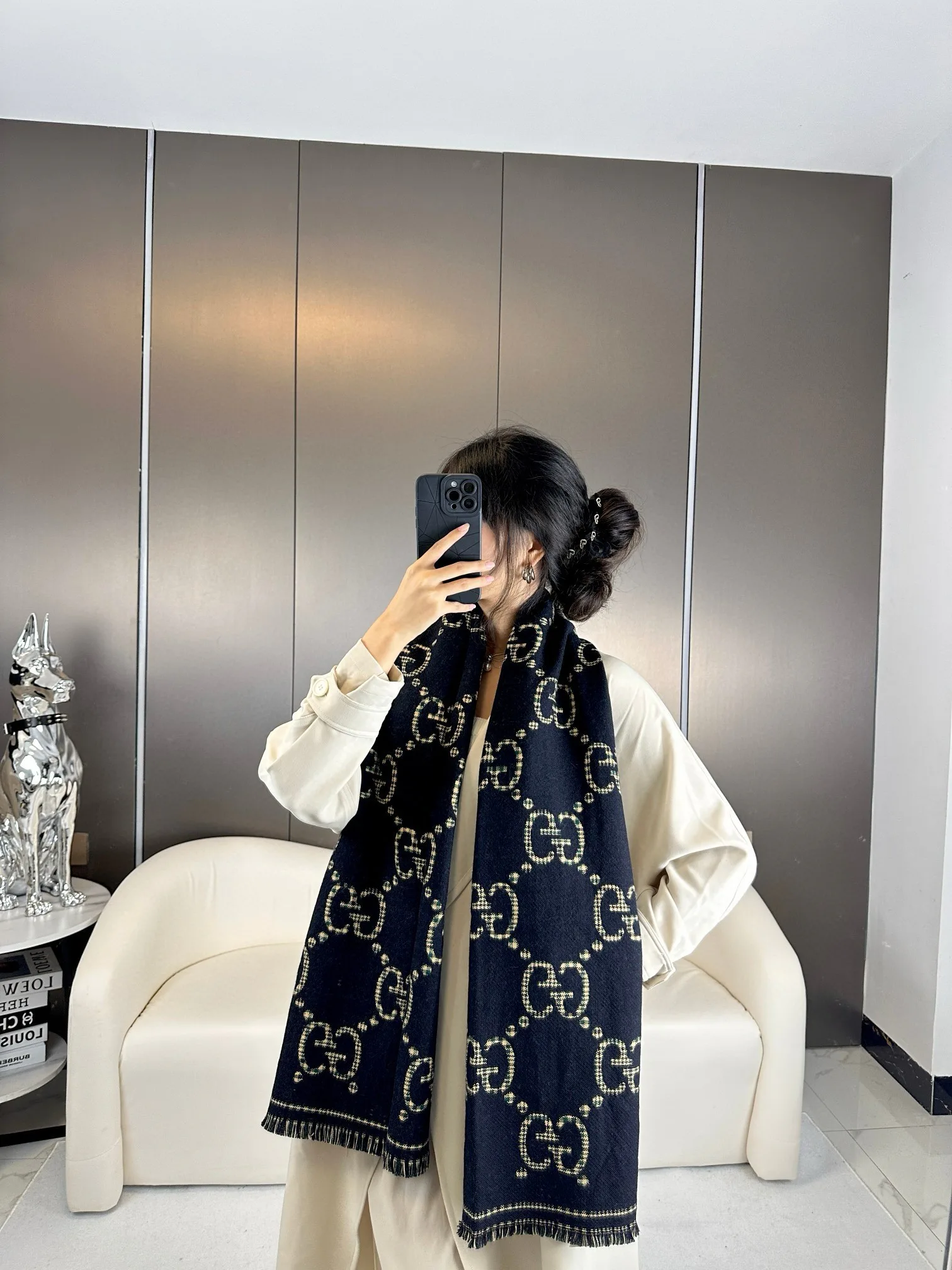 Шарфы Gucci 17911078