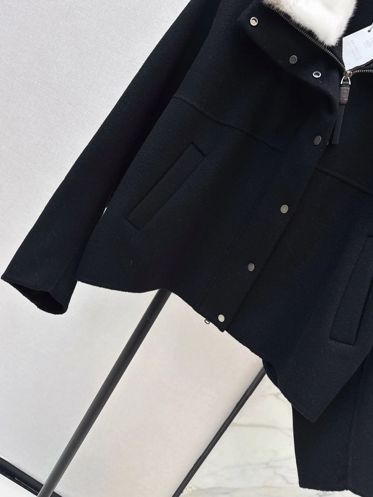 Куртки И Пуховики Женские Brunello Cucinelli 19485383