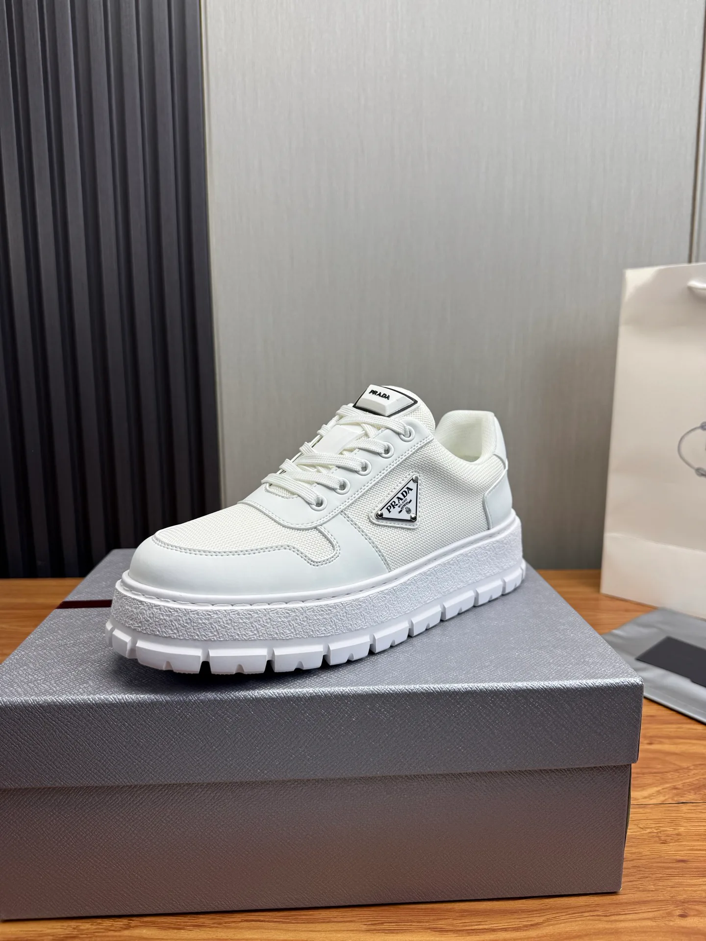 Лоферы И Туфли Мужские Prada 13537376