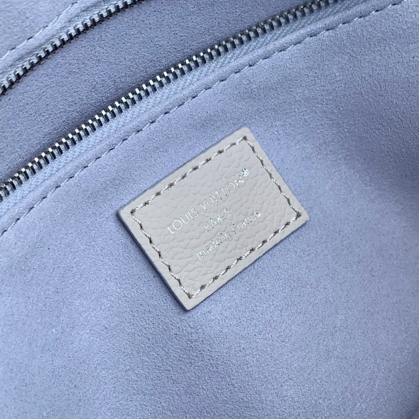 Классические Сумки Женские Louis Vuitton 18147486