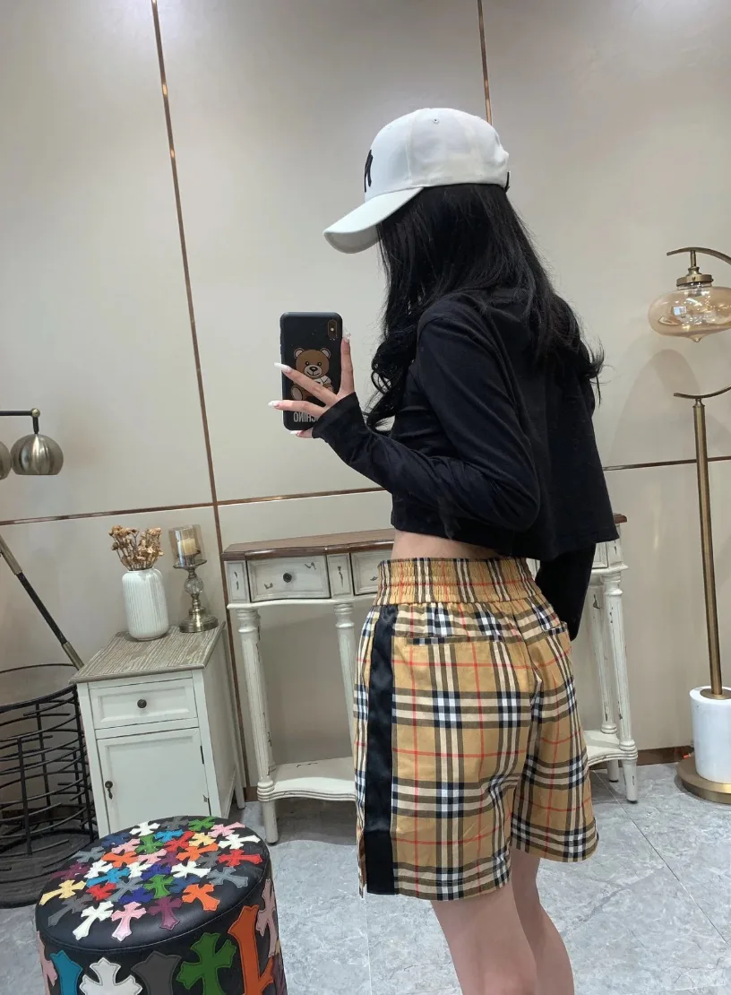 Шорты Женские Burberry 11358103