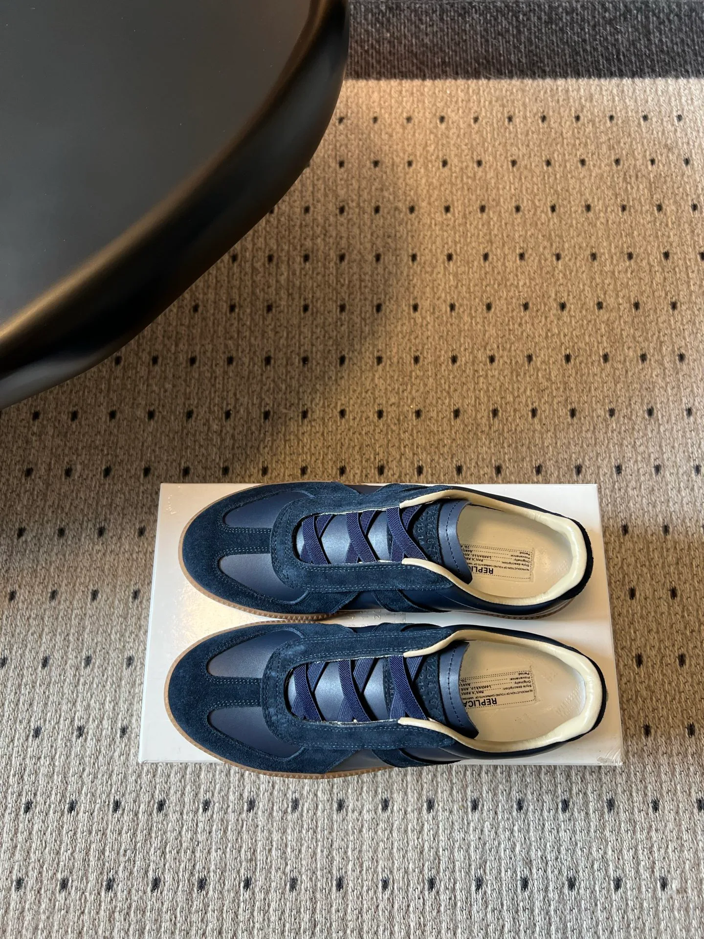 Кроссовки Женские Maison Margiela 17568942