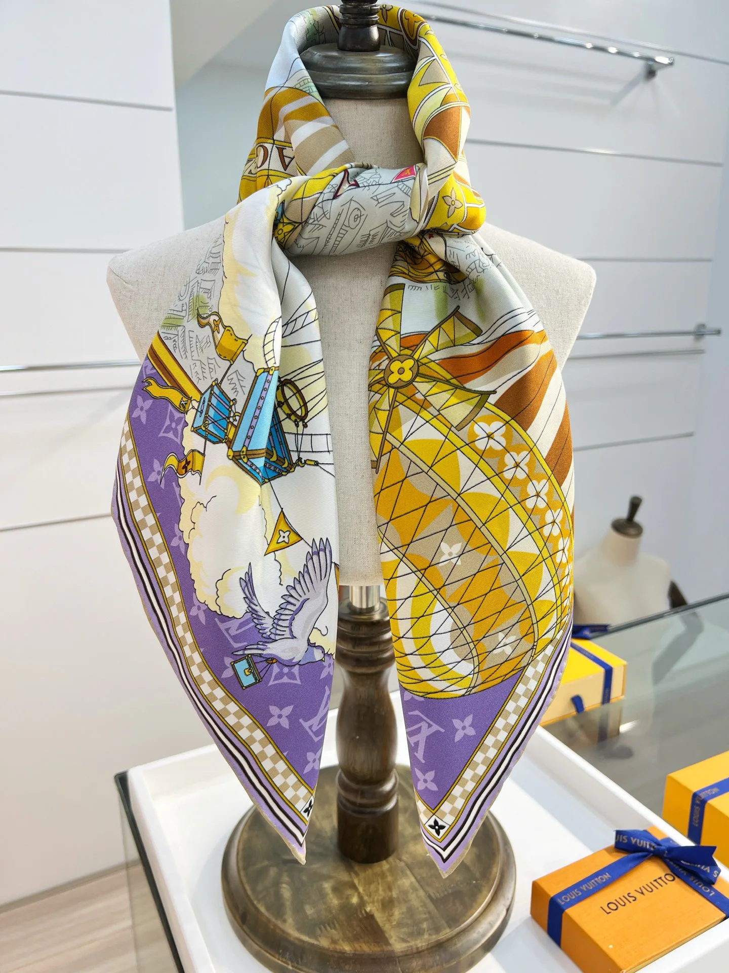 Платки Louis Vuitton 11394234